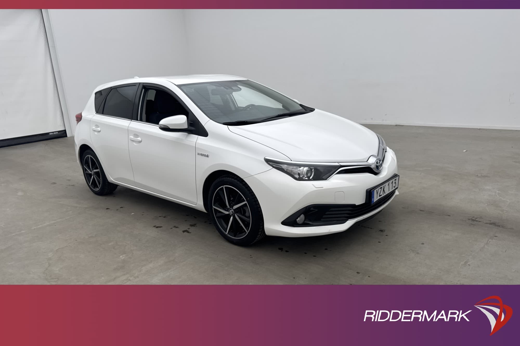 Toyota Auris Hybrid e-CVT