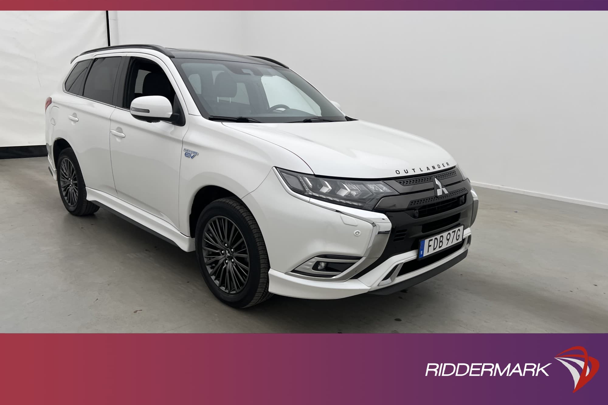 Mitsubishi Outlander PHEV AWD S-Edition Skinn Drag MOMS