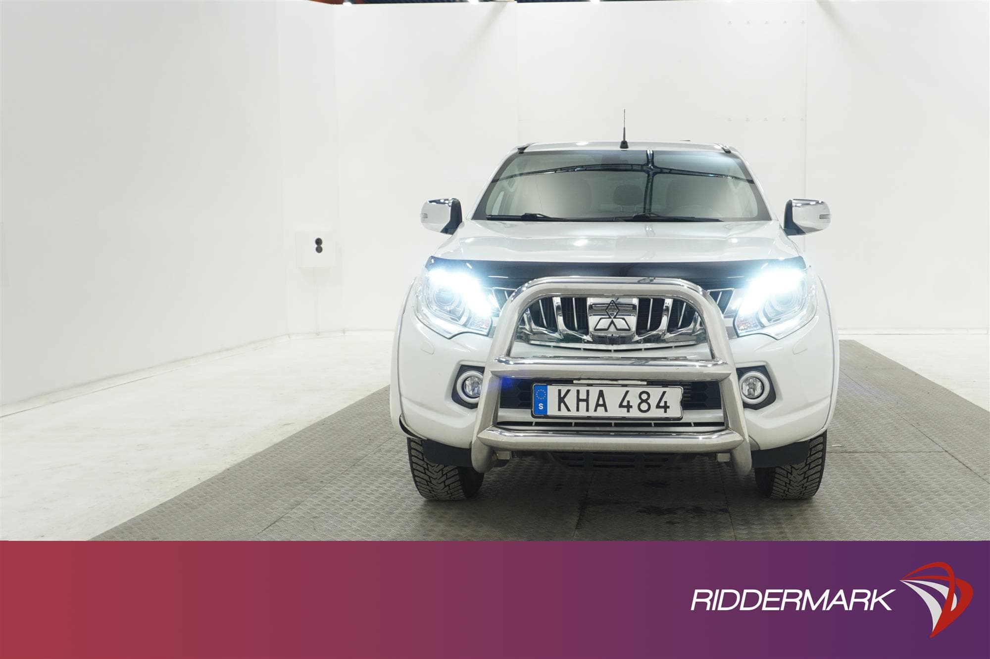 Mitsubishi L200 2.4 Automat Eu6 181hk Kamera Värmare Moms