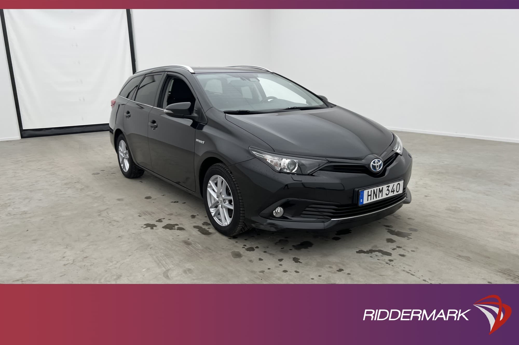 Toyota Auris Touring Sports Hybrid 136hk