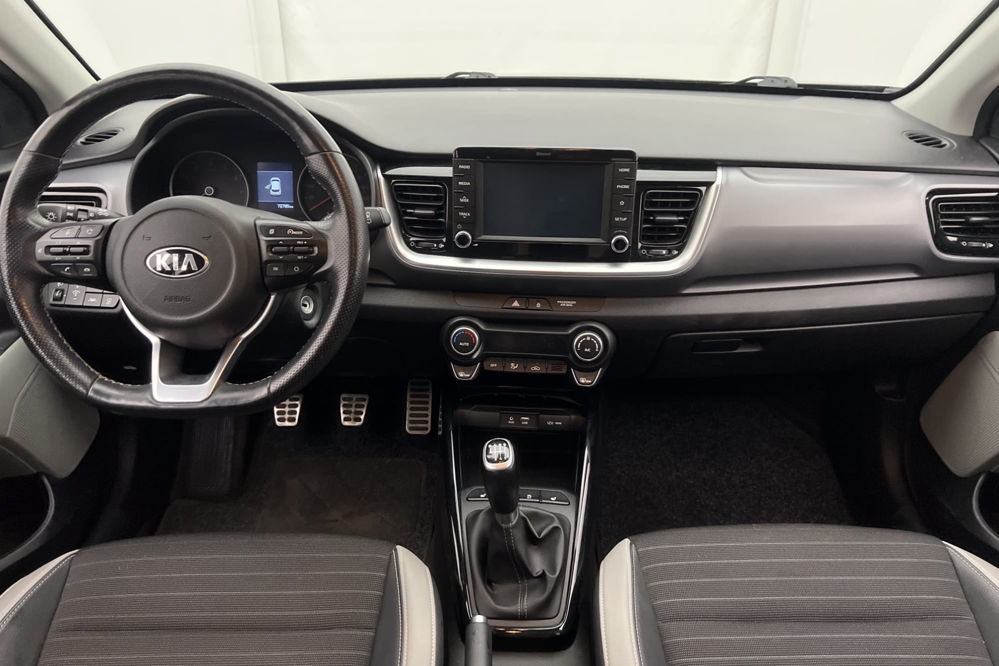 Kia Stonic T-GDI 120hk Advance Plus Kamera CarPlay Rattvärme