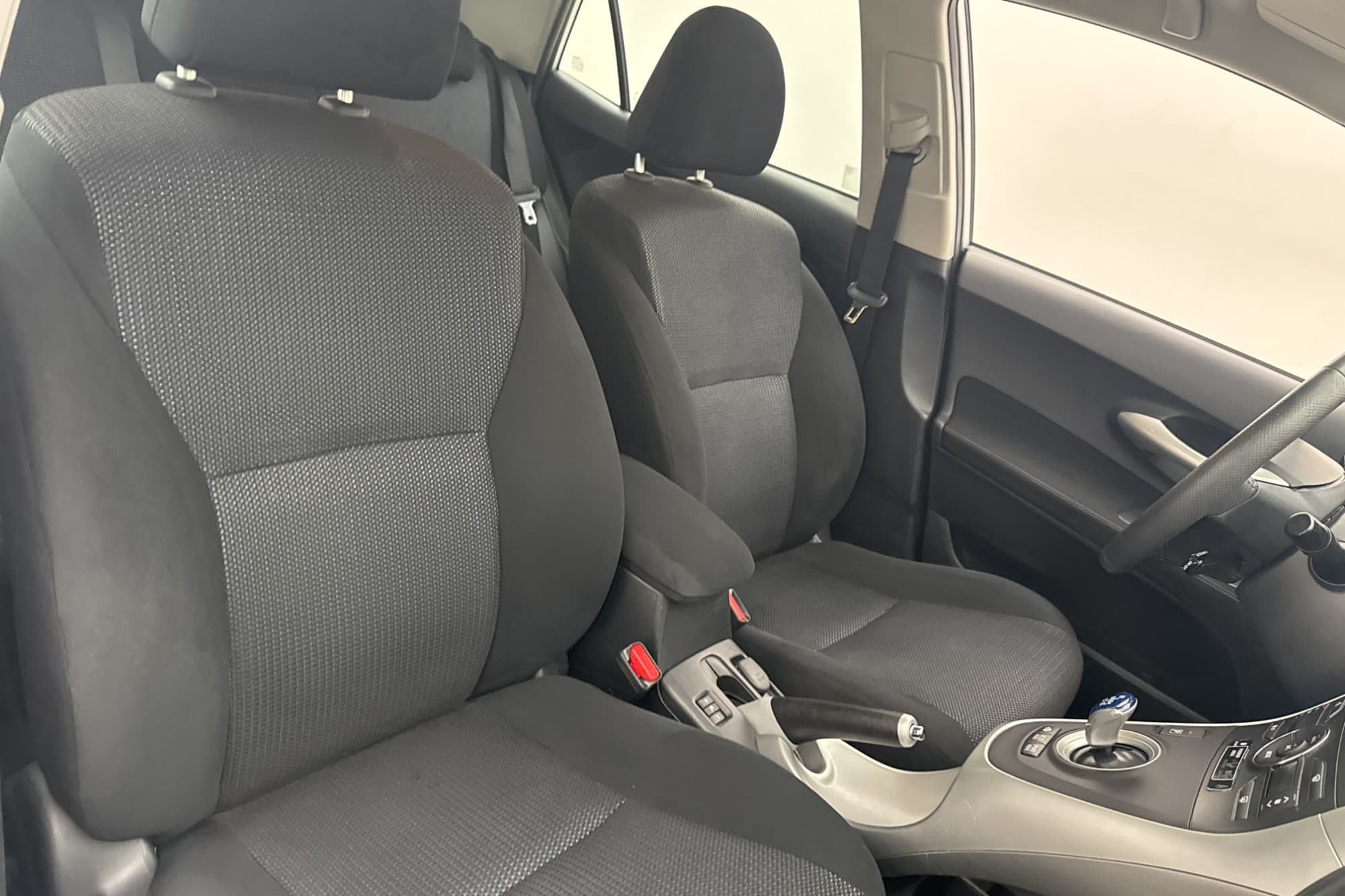 Toyota Auris Hybrid e-CVT 136hk HSD Plus Keyless Farthållare