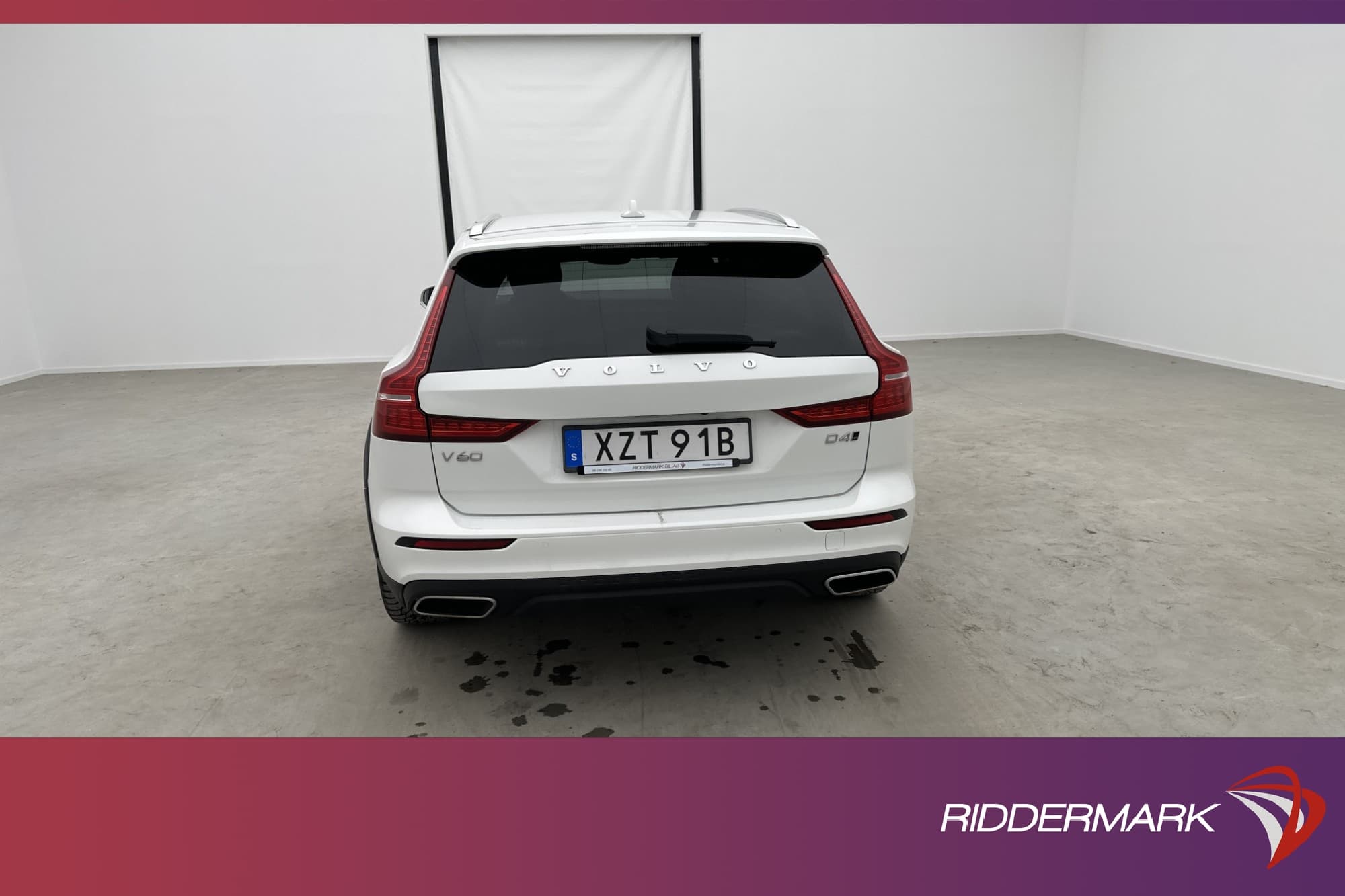 Volvo V60 Cross Country D4 AWD