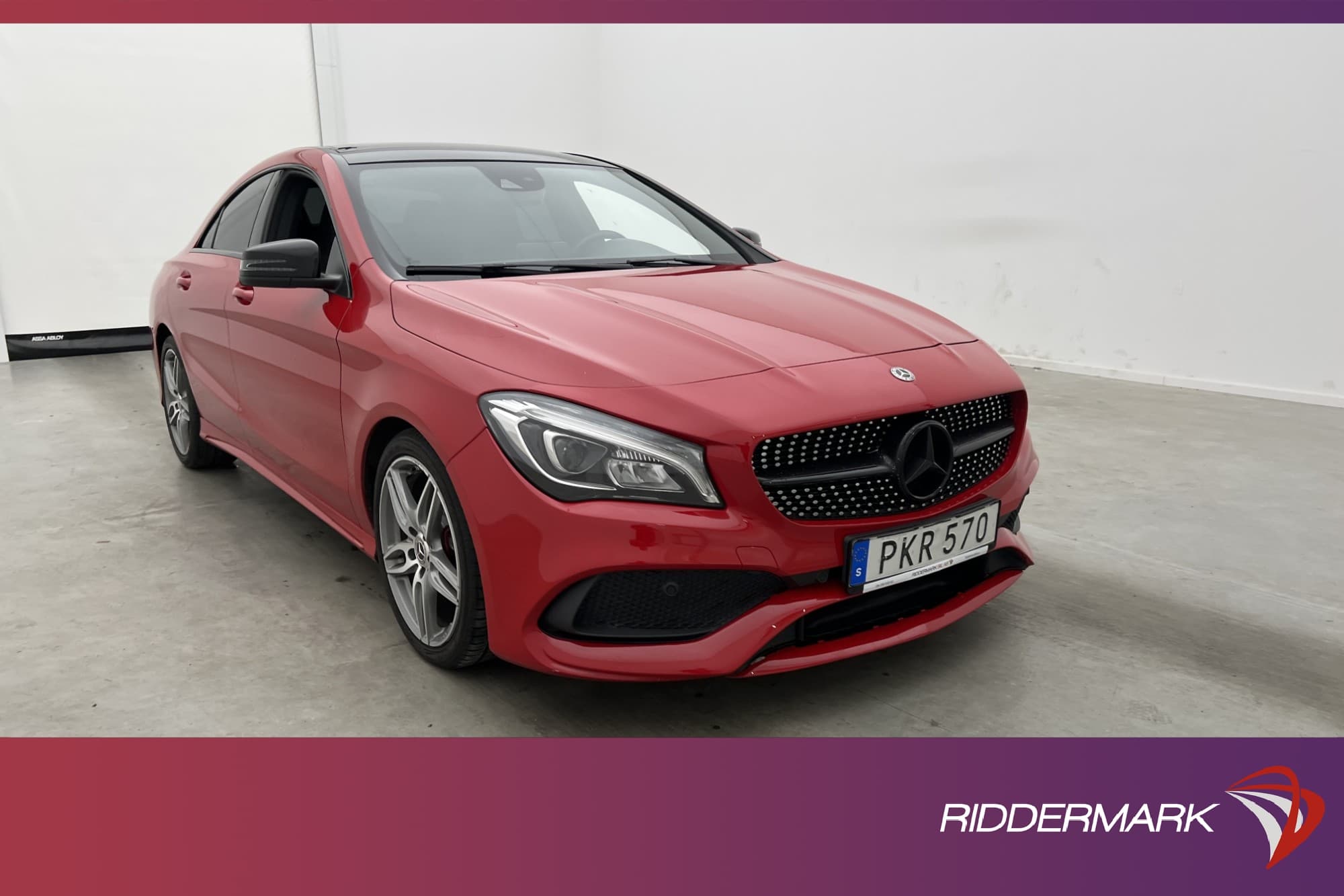 Mercedes-Benz CLA 200 156hk AMG Pano Kamera Halvskinn