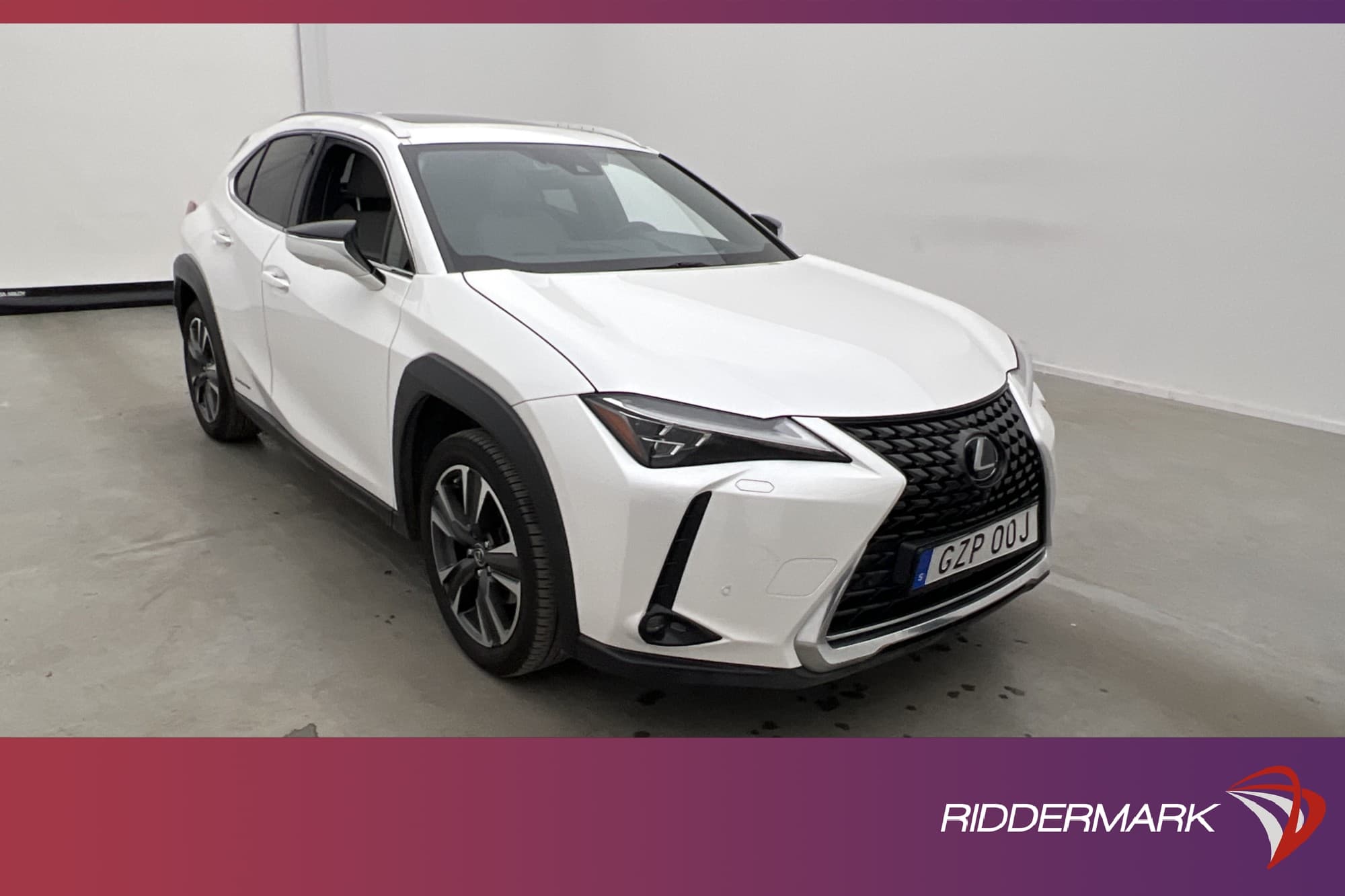 Lexus UX 250h E-Four 184hk