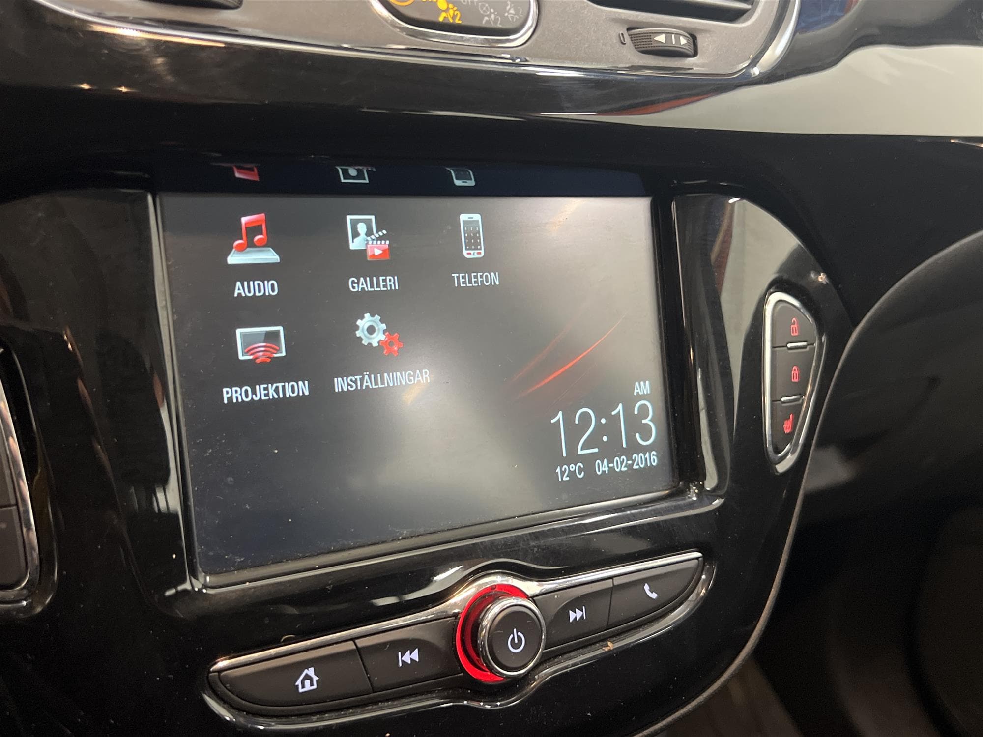 Opel Corsa 1.4 90hk Carplay PDC Låg Skatt Nyservad 0,52L/mil