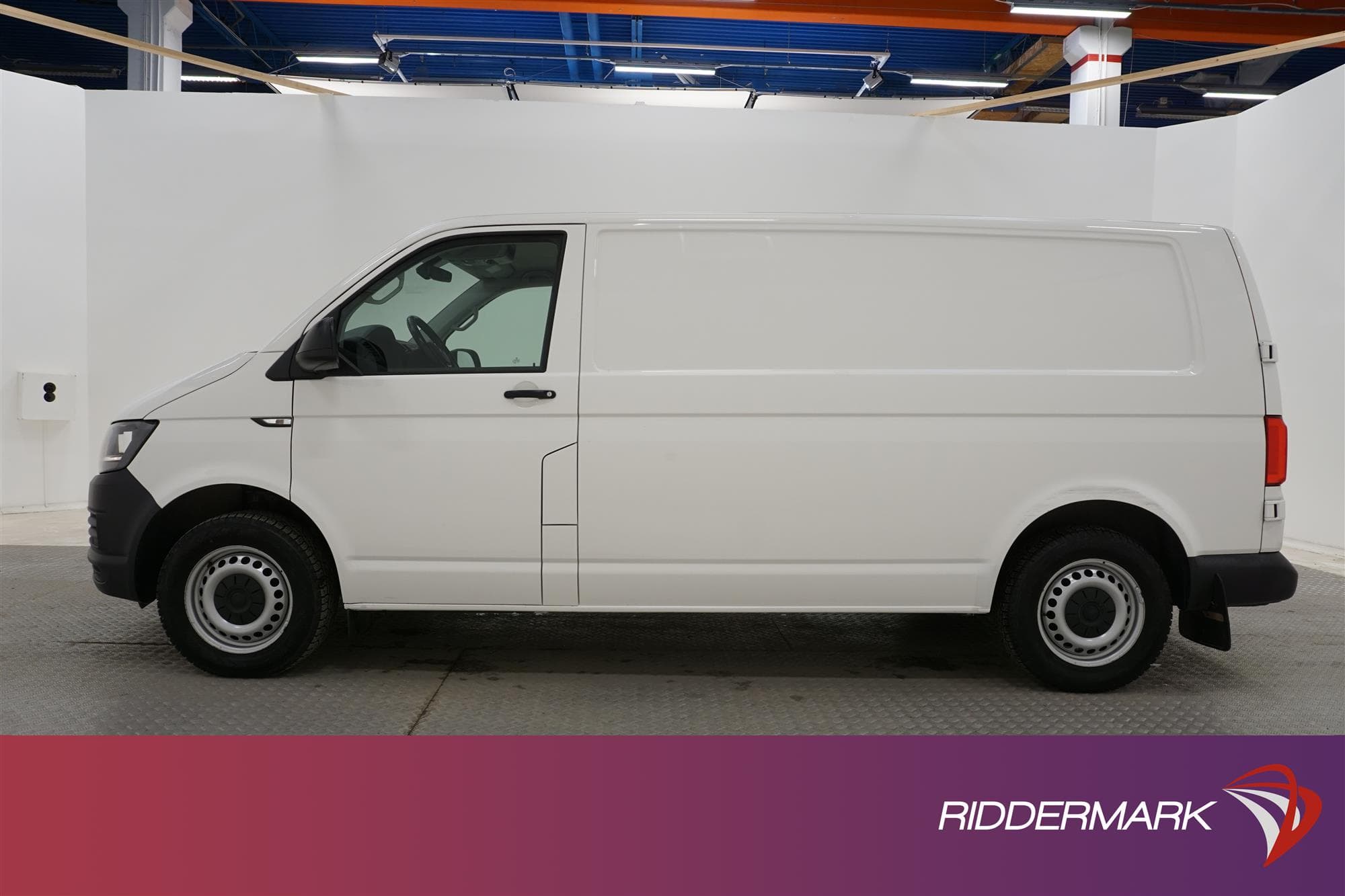 Volkswagen Transporter Automat 150hk L2 Värmare Moms