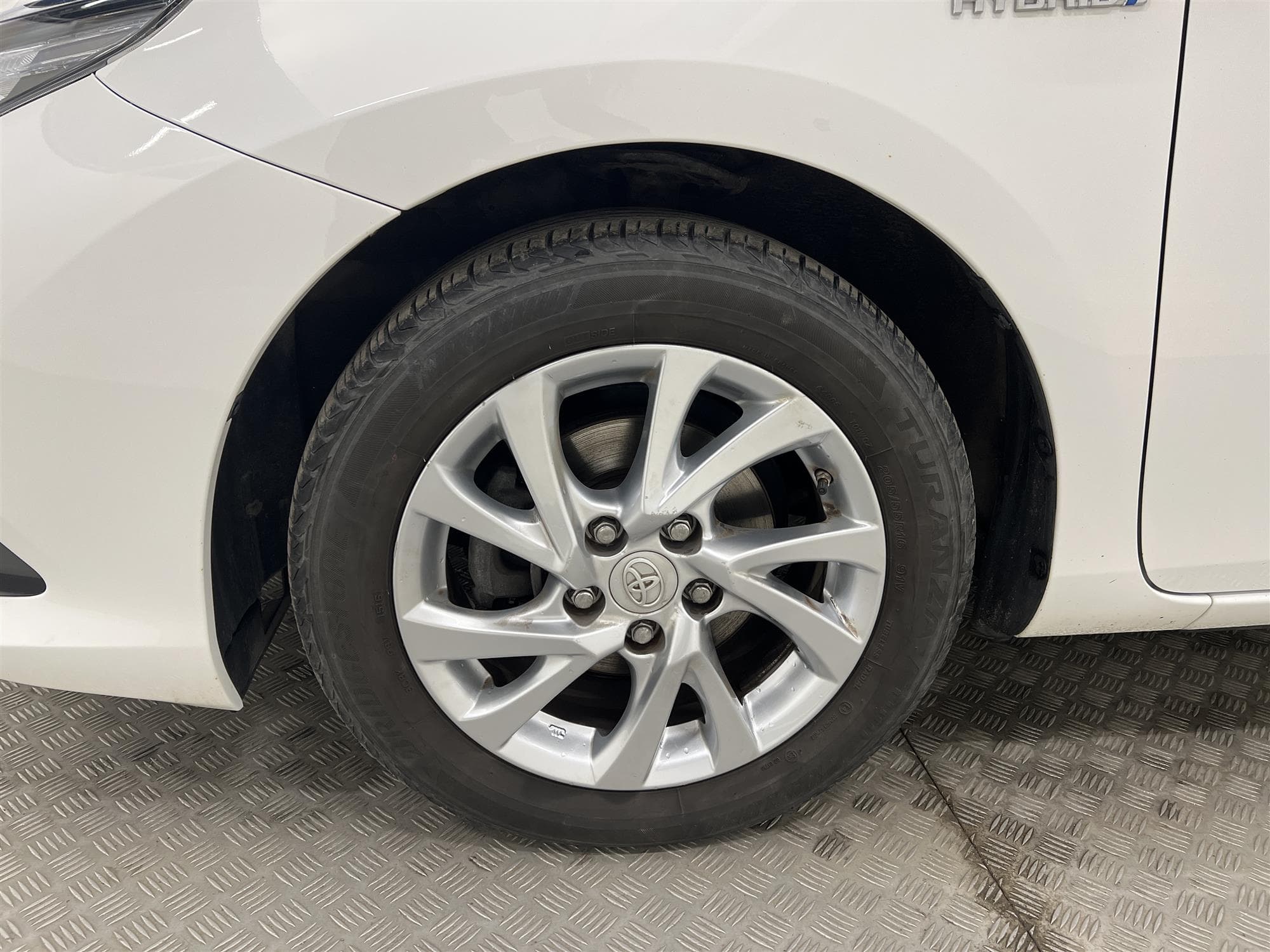 Toyota Auris Hybrid 136hk Navigator Backkamera 0,36L/mil