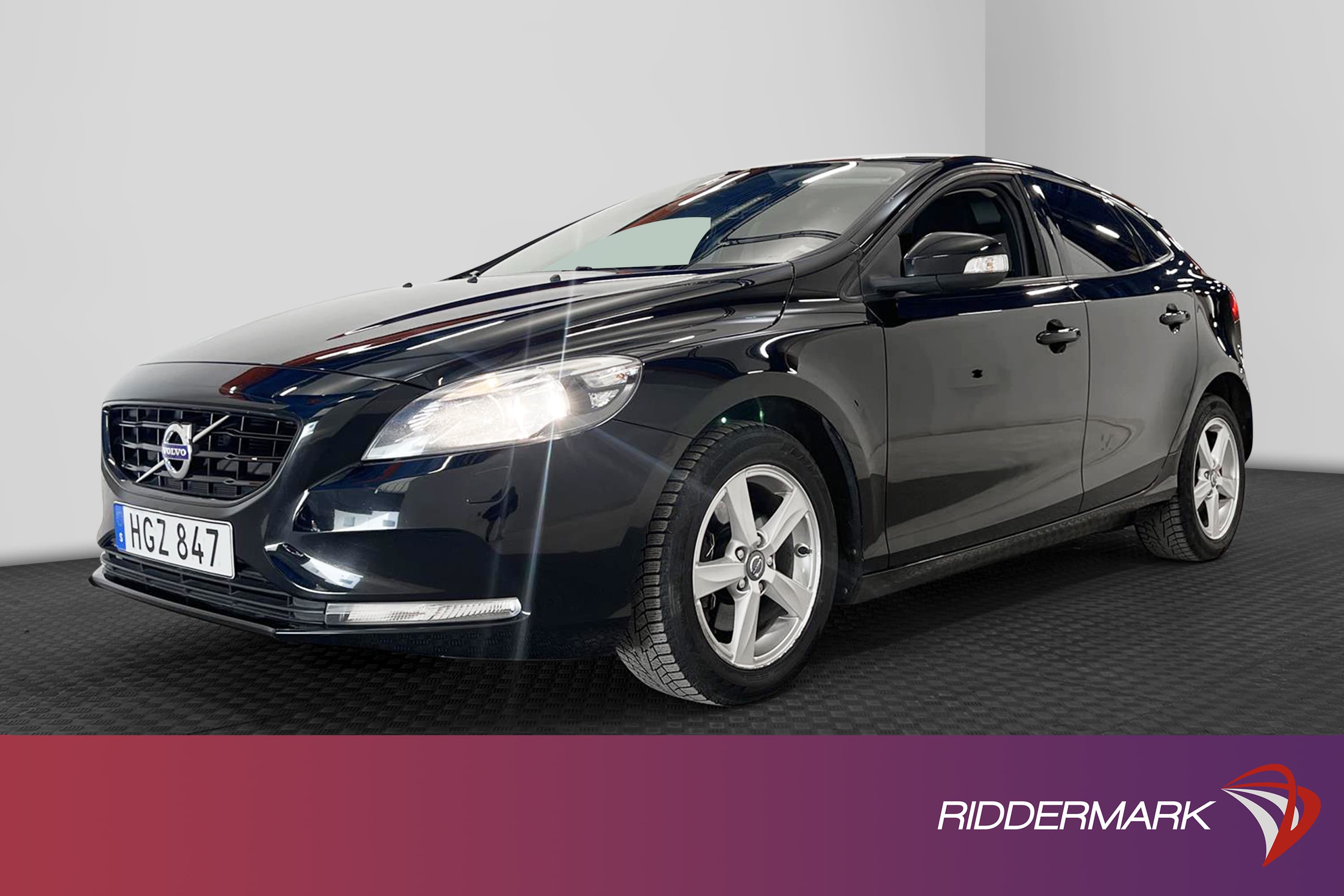 Volvo V40 T2 120hk