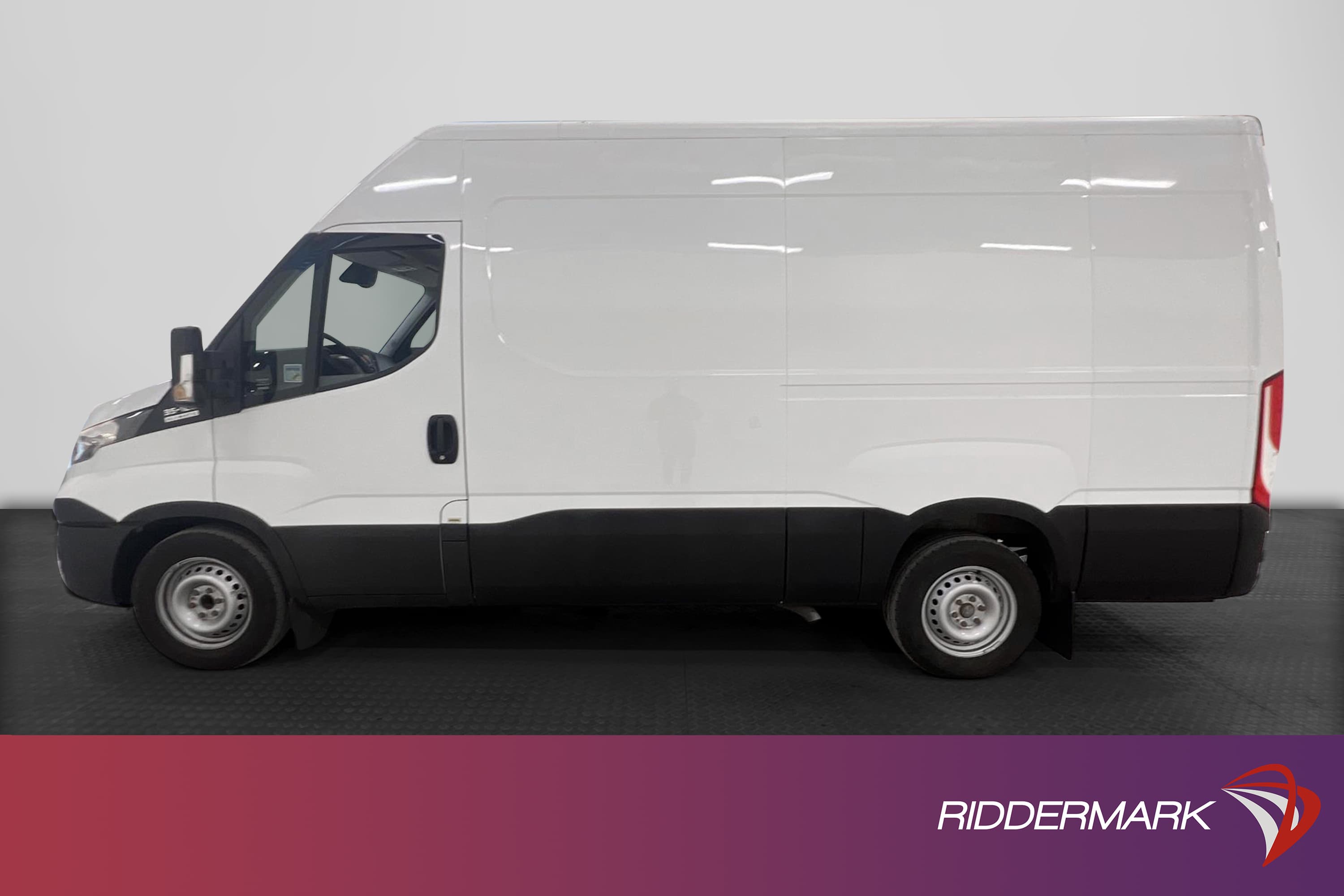 Iveco Daily 2.3JTD Hi-Matic Aut L3H2 1146kg Värmare Moms
