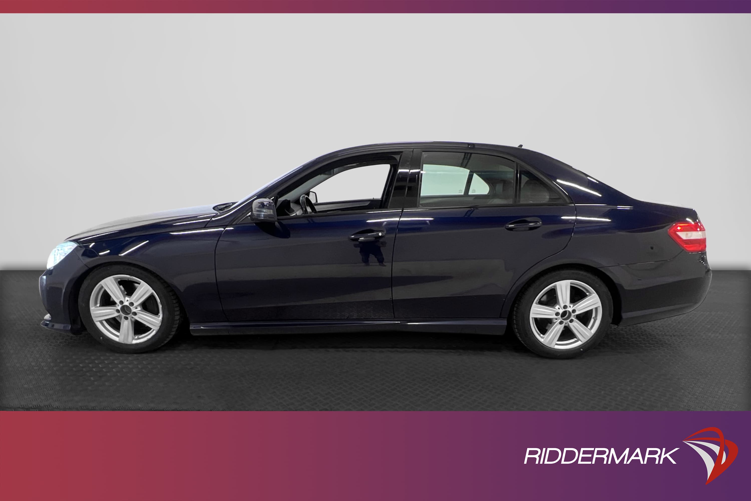 Mercedes-Benz E 220 CDI Sedan 7G-Tronic