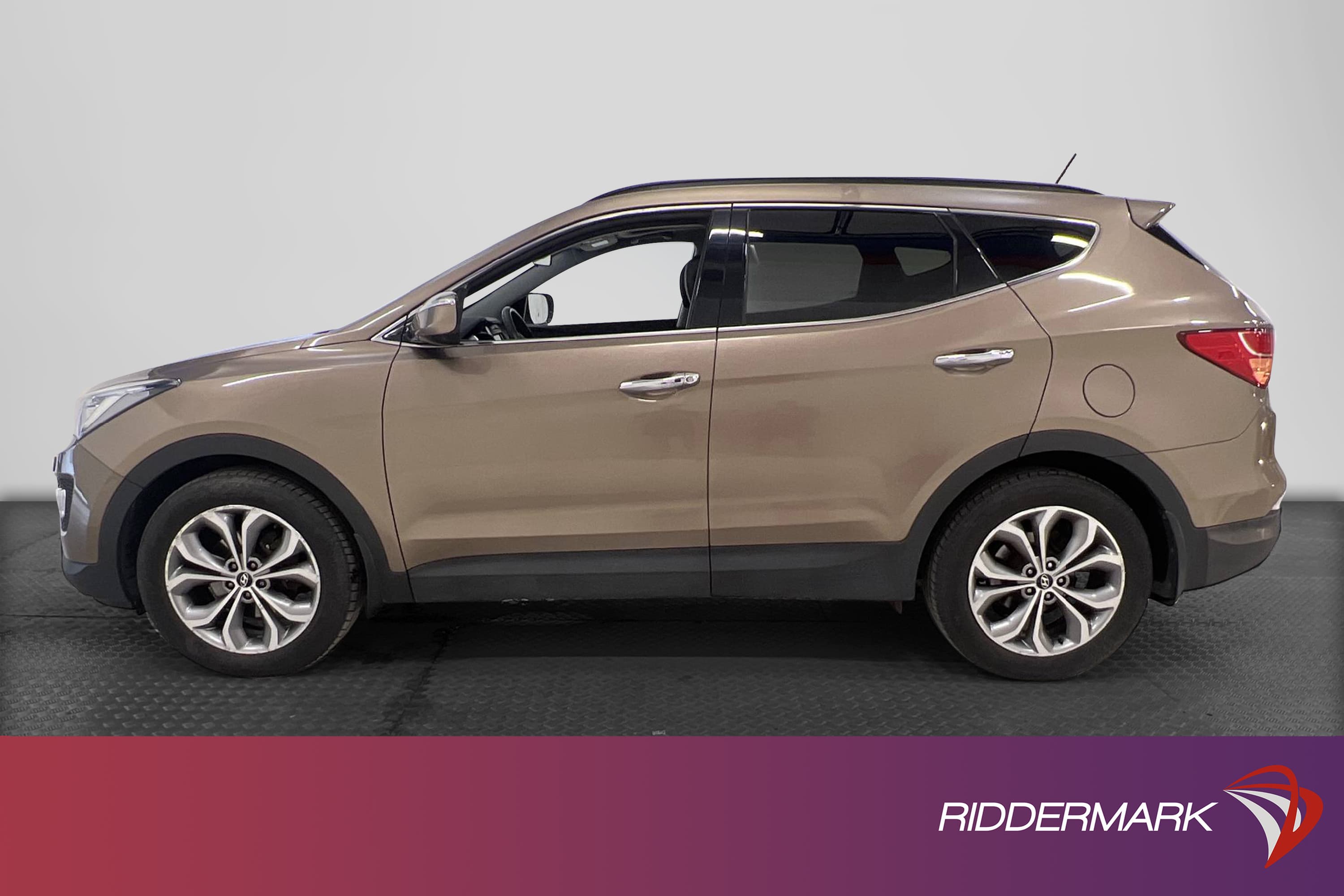 Hyundai Santa Fe 2.2 CRDi AWD 197hk Pano Drag Navi B-Kamera