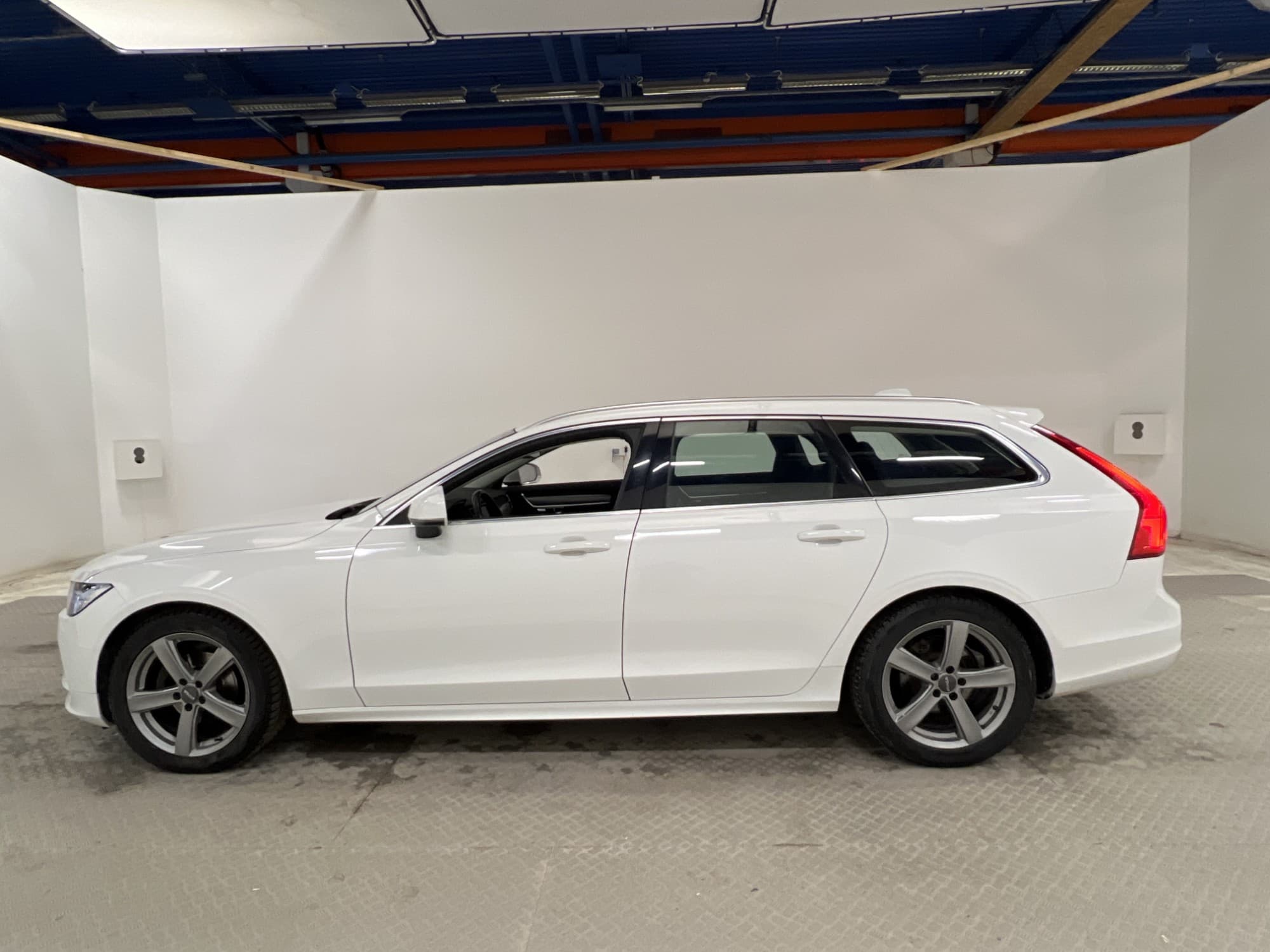 Volvo V90 D3 150hk