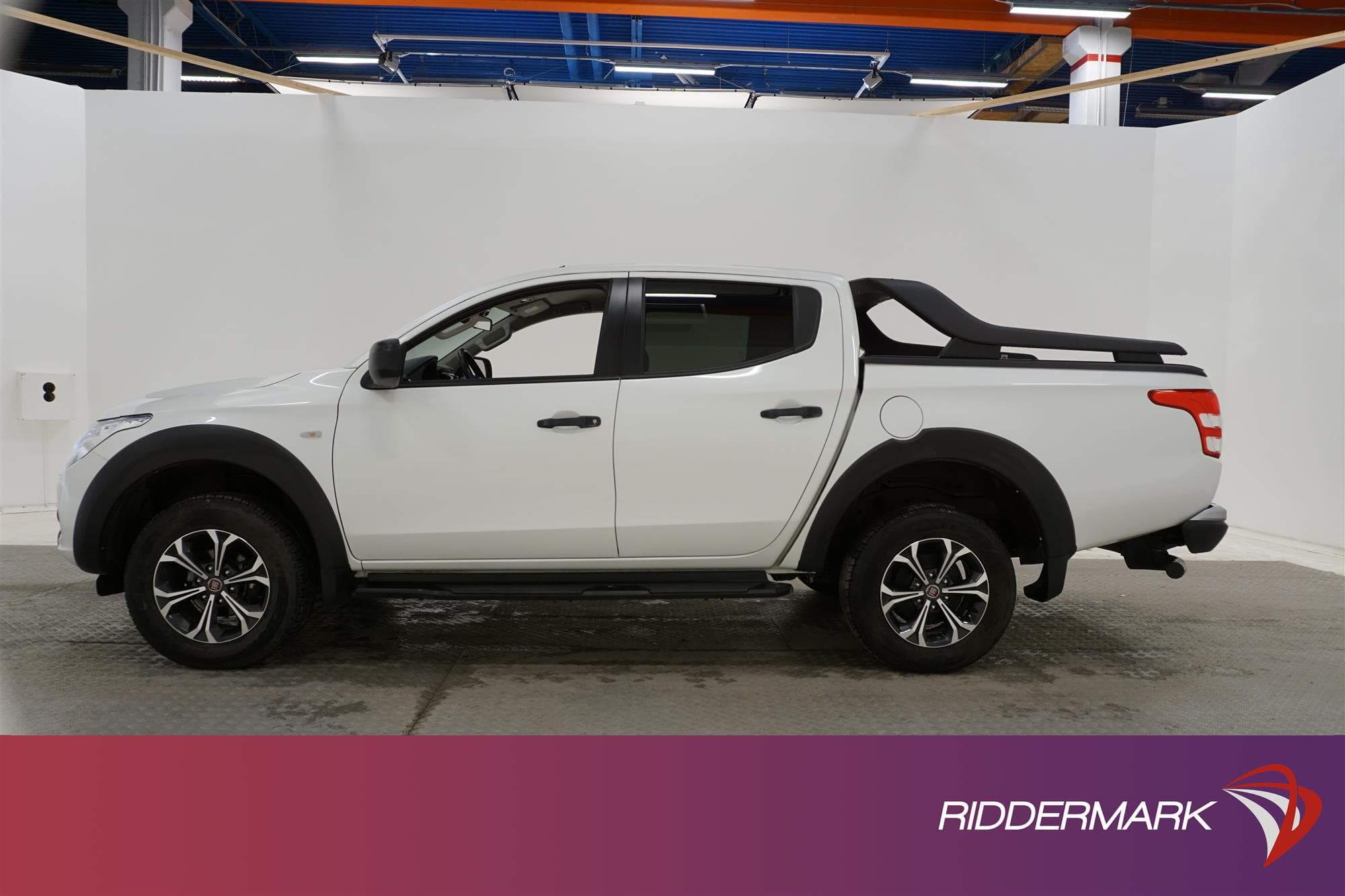 Fiat Fullback Cross 2.4 Automat 181hk Breddare Kamera Drag
