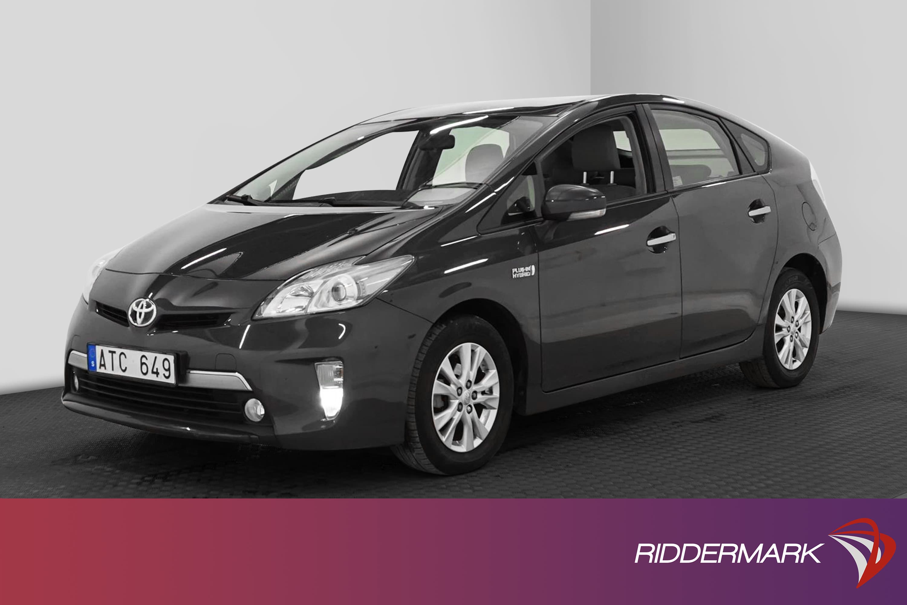 Toyota Prius 1.8 Plug-In 136hk
