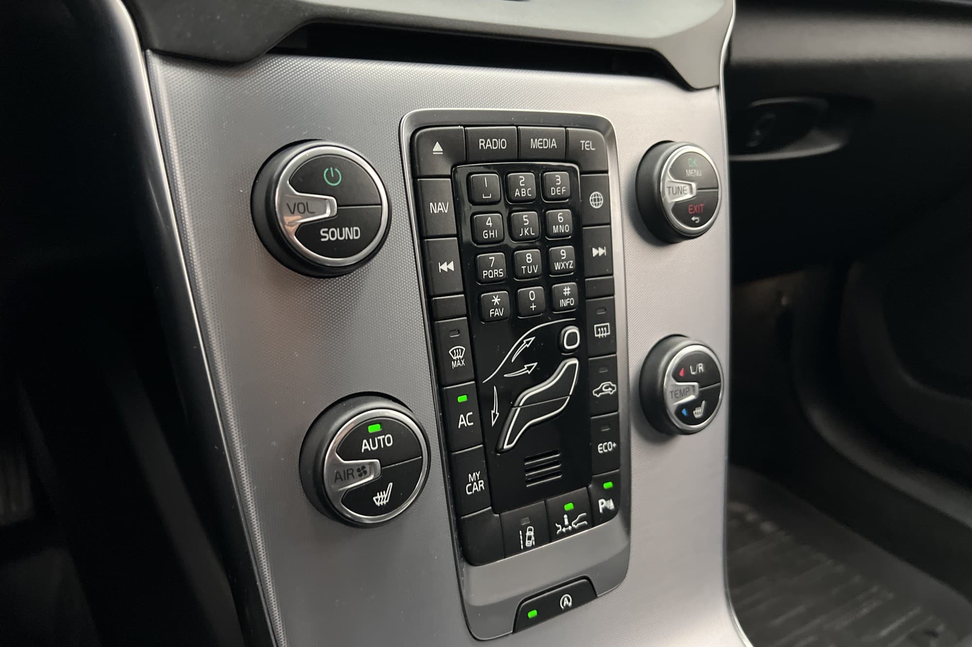 Volvo V40 Cross Country D3 Plus VOC Värm Kamera Skinn BLIS