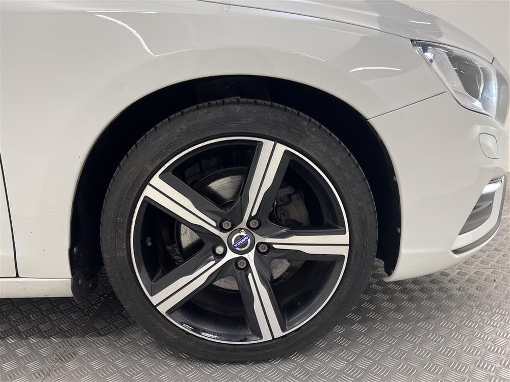 Volvo V60 D3 150hk R-Design VOC Värmare Sensorer 0,4l/milinteriör