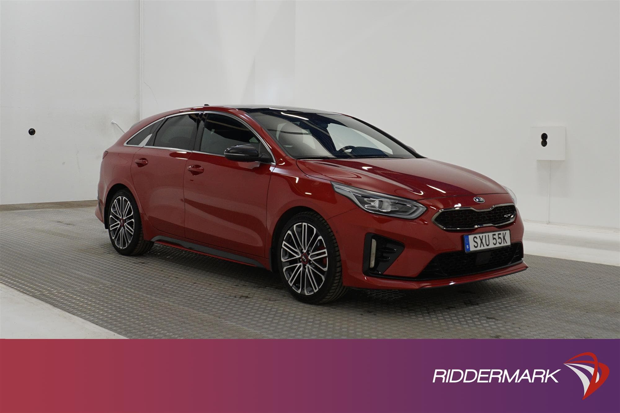 Kia ProCeed GT 1.6 T-GDi 204hk Panorama B-Kam Cockpit