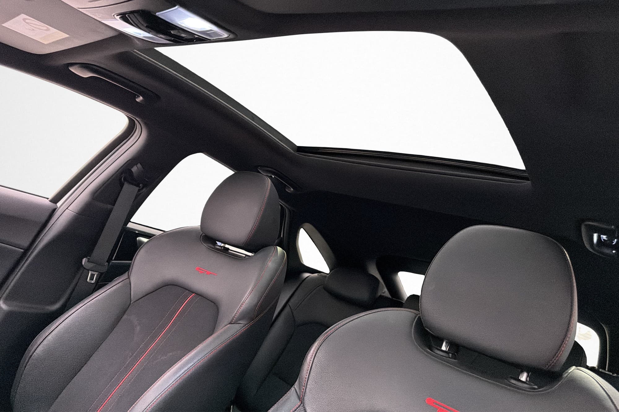 Kia ProCee'd GT 204hk Panorama JBL Kamera Rattvärme CarPlay