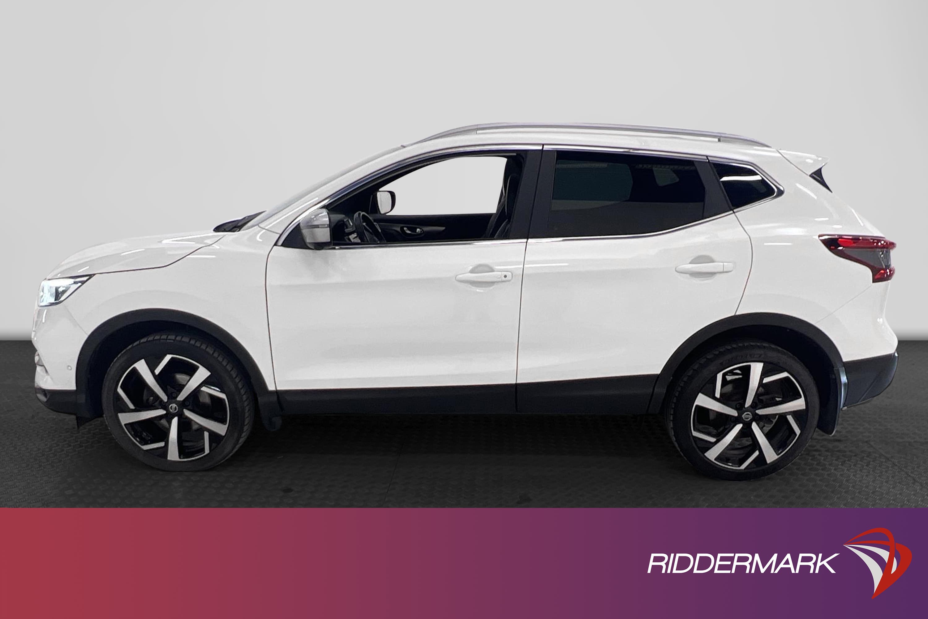 Nissan Qashqai 1.2 DIG-T 115hk Tekna+ Pano Bose Skinn 360