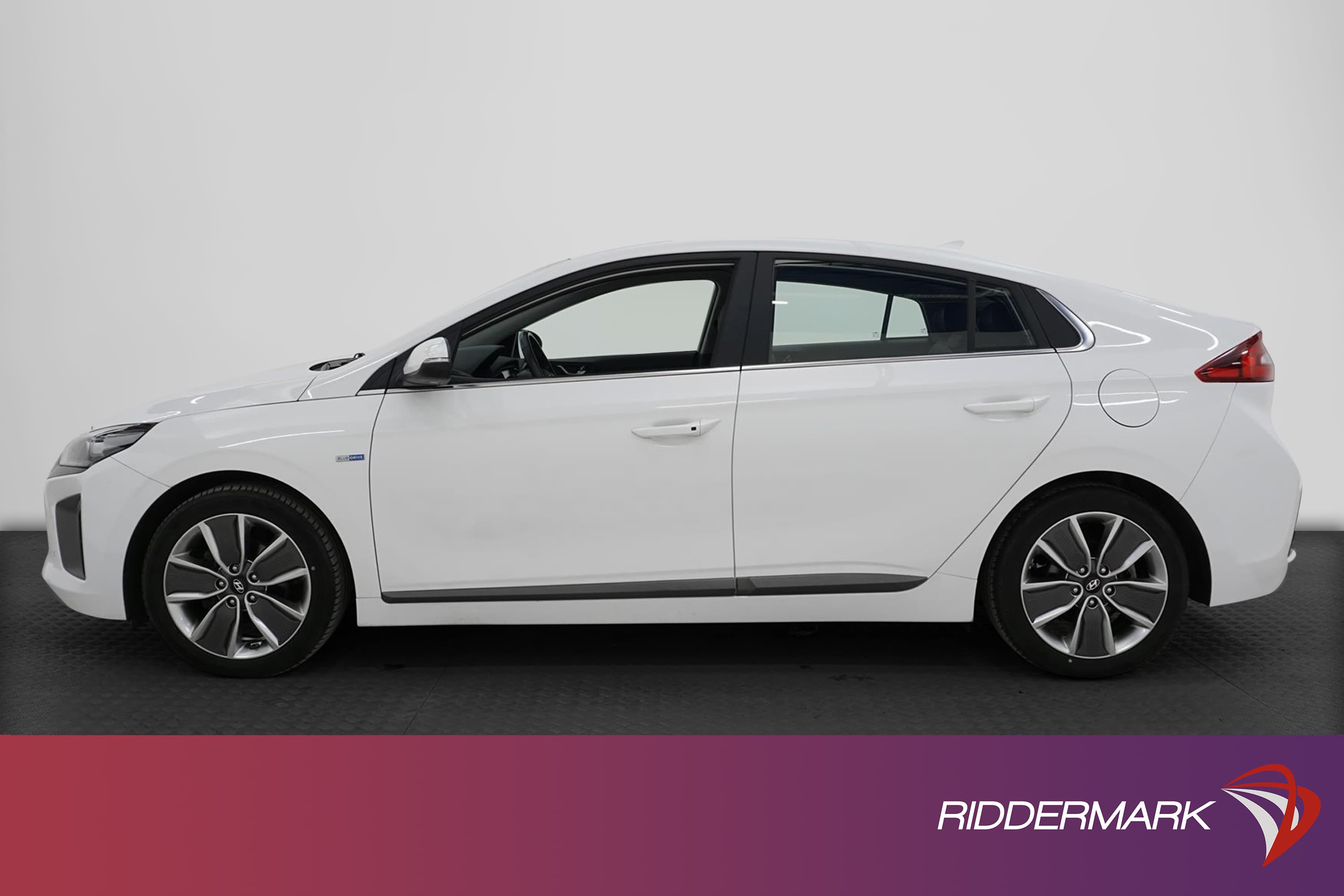 Hyundai Ioniq 1.6 Hybrid 141hk Premium Plus Kamera 0,39l/mil
