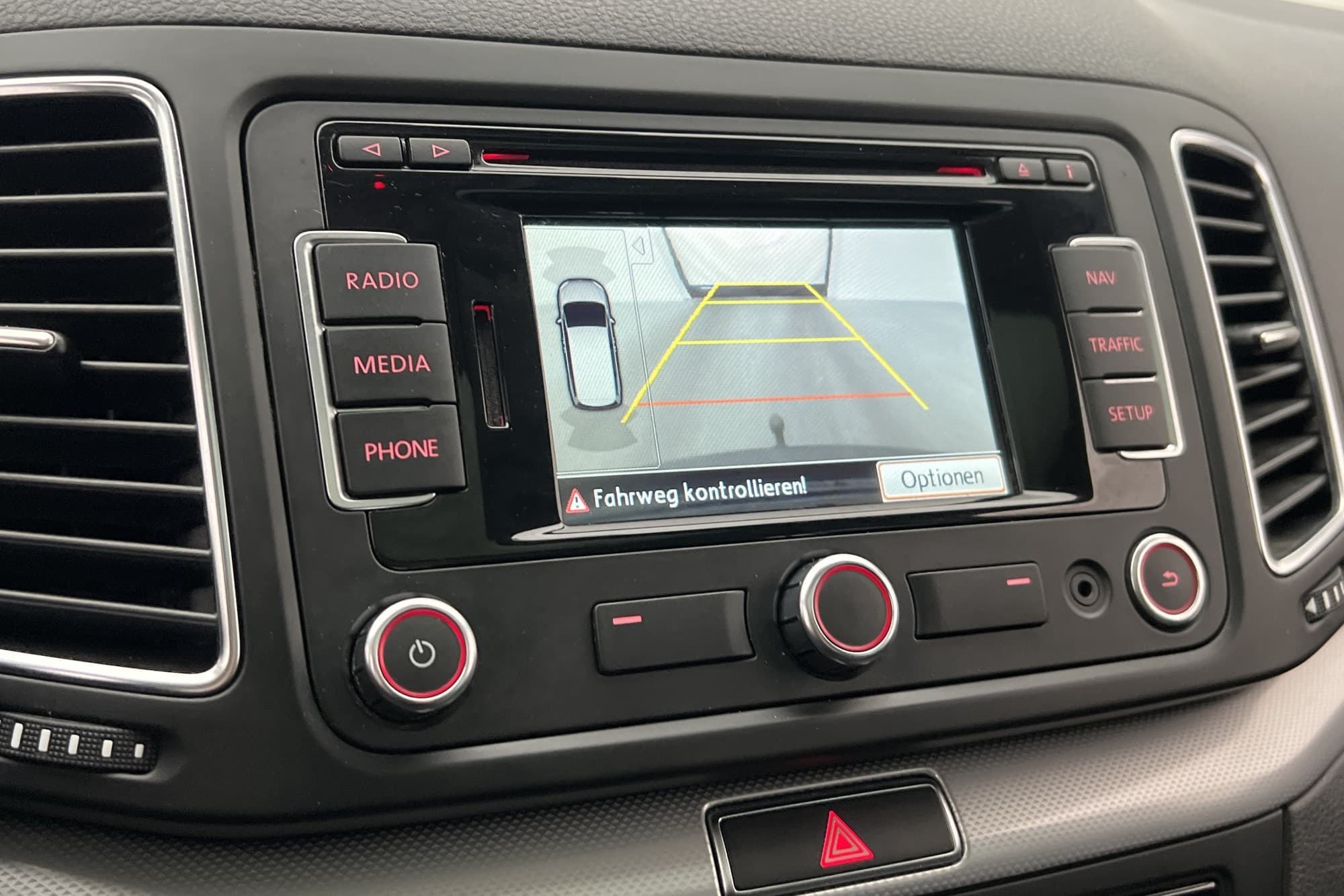 Volkswagen Sharan TDI 140hk 7-Sits Dynaudio Drag Pano Kamera