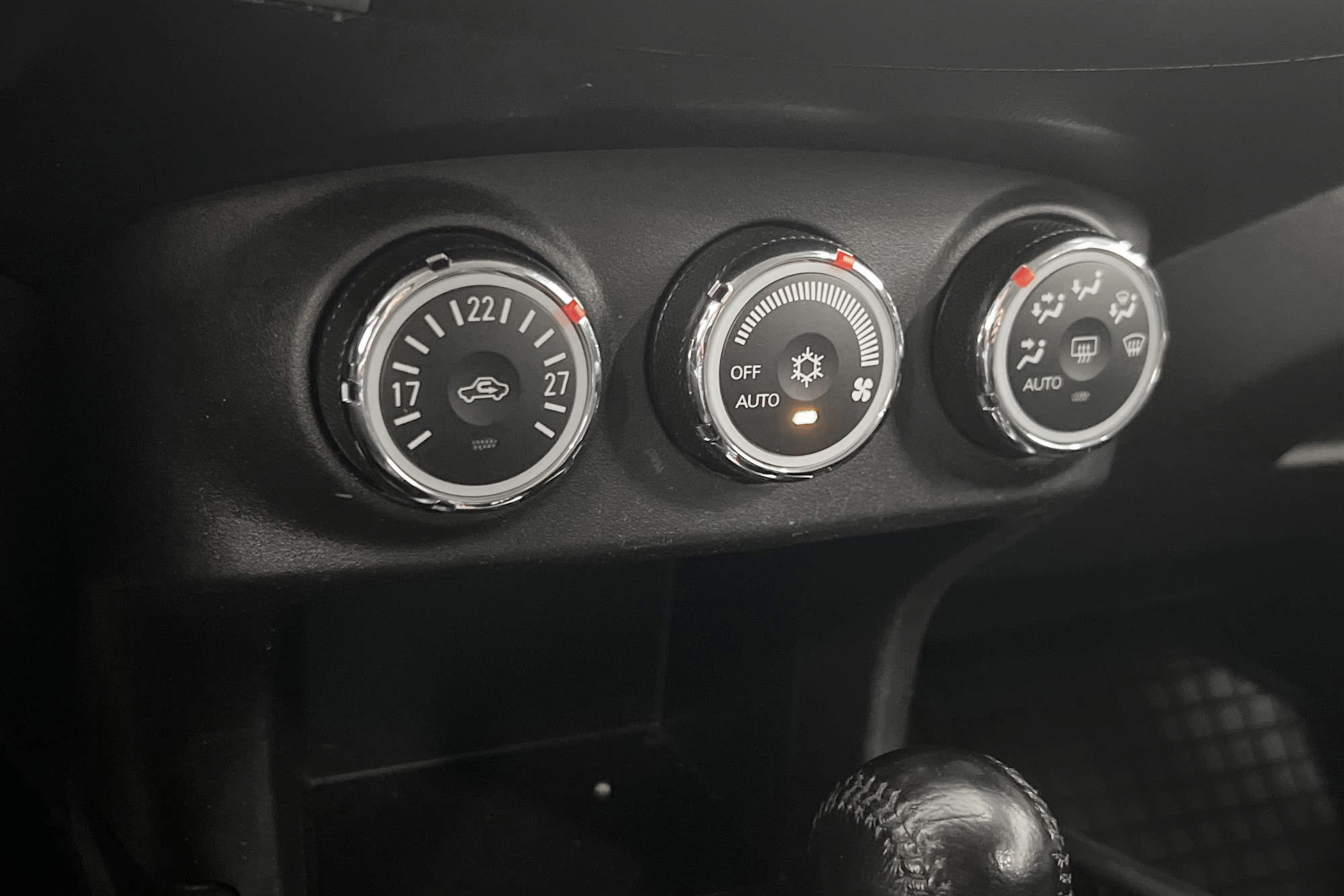 Mitsubishi Outlander 2.2 Di-D 4WD 156hk 7-sits Värmare Drag