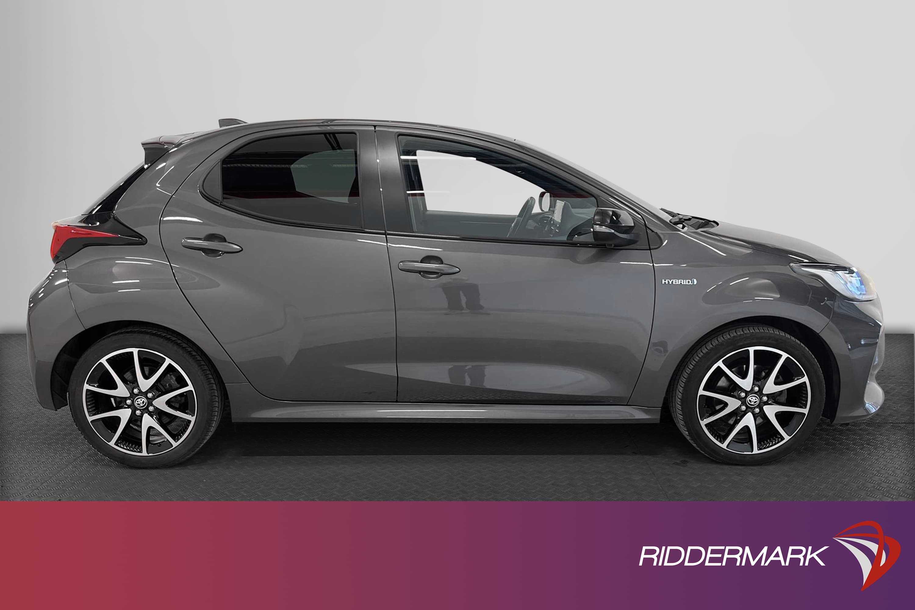 Toyota Yaris Hybrid 116hk 1 Brukare B-Kam Style Paket 