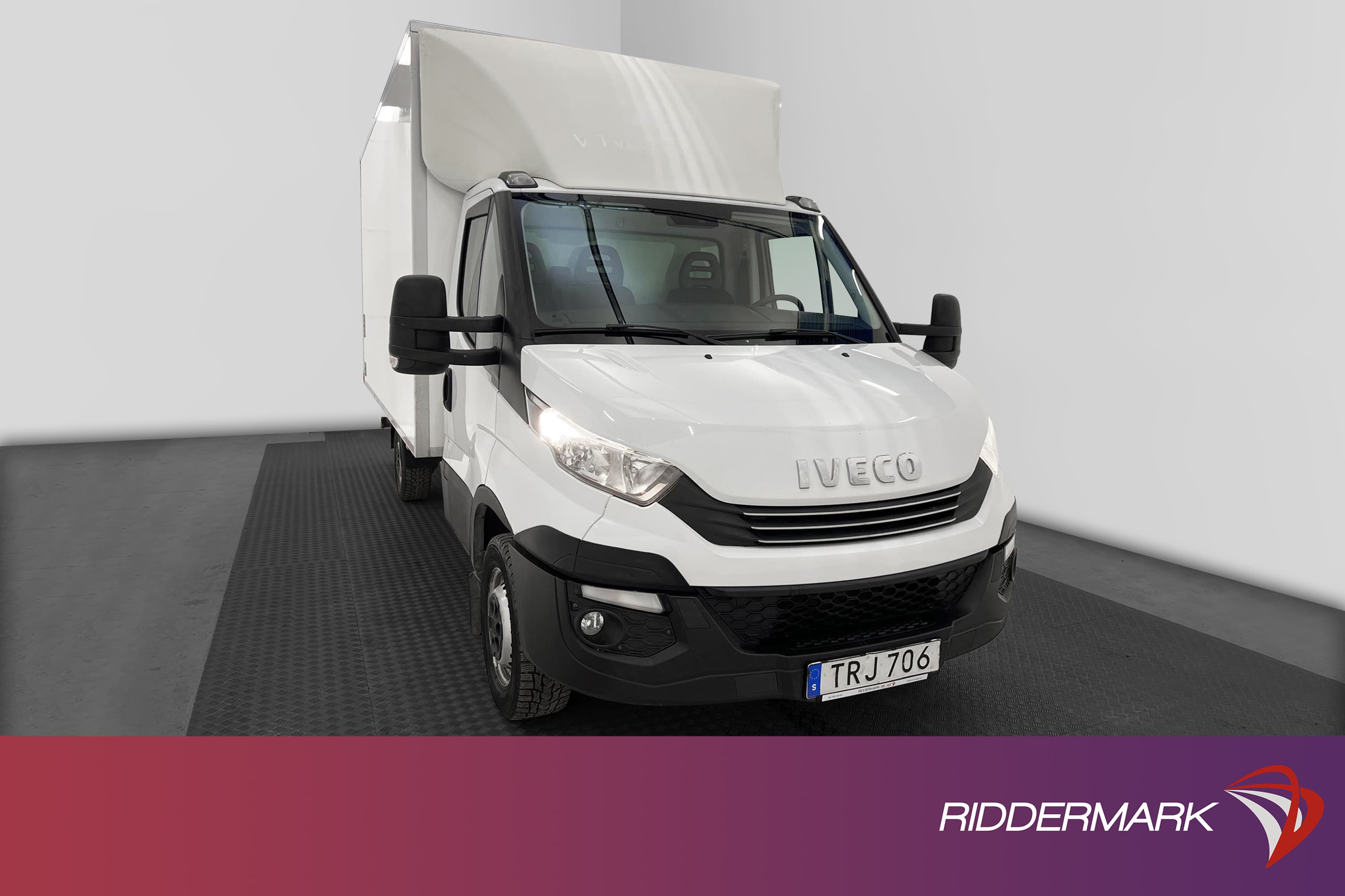 Iveco Daily 2.3JTD 156hk Automat Bakgavellyft Värmare Moms