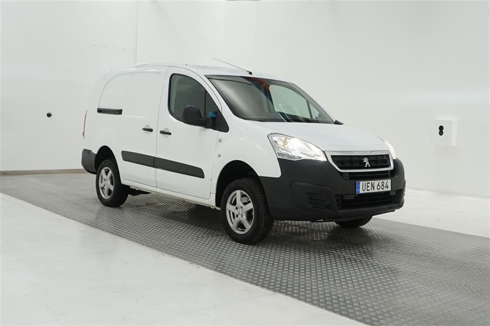 Peugeot Partner 1.6BlueHDI Eu6 4X4 100hk Nyservad Ny kamrem
