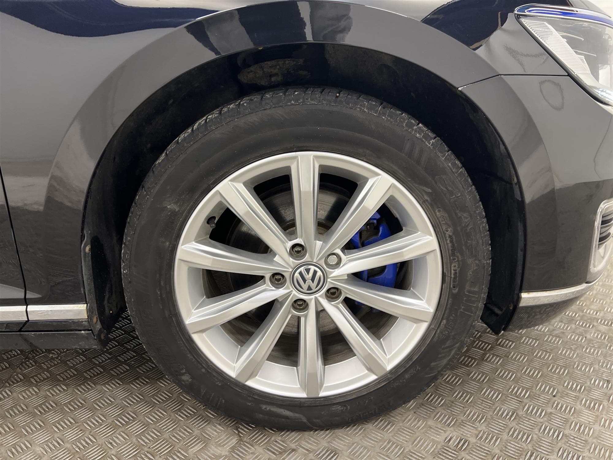 Volkswagen Passat GTE 218hk Executive Värmare Drag Kamera
