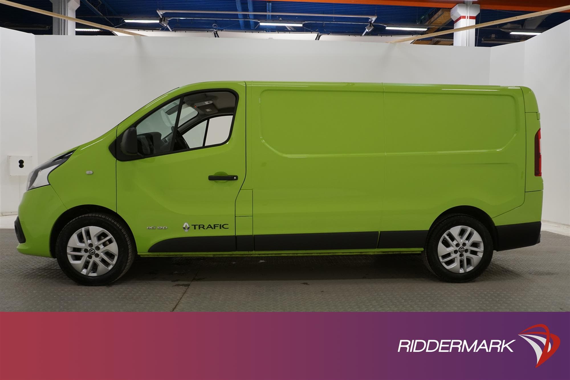Renault Trafic 1.6dCi Eu6 Lång Navi Drag Värmare Moms