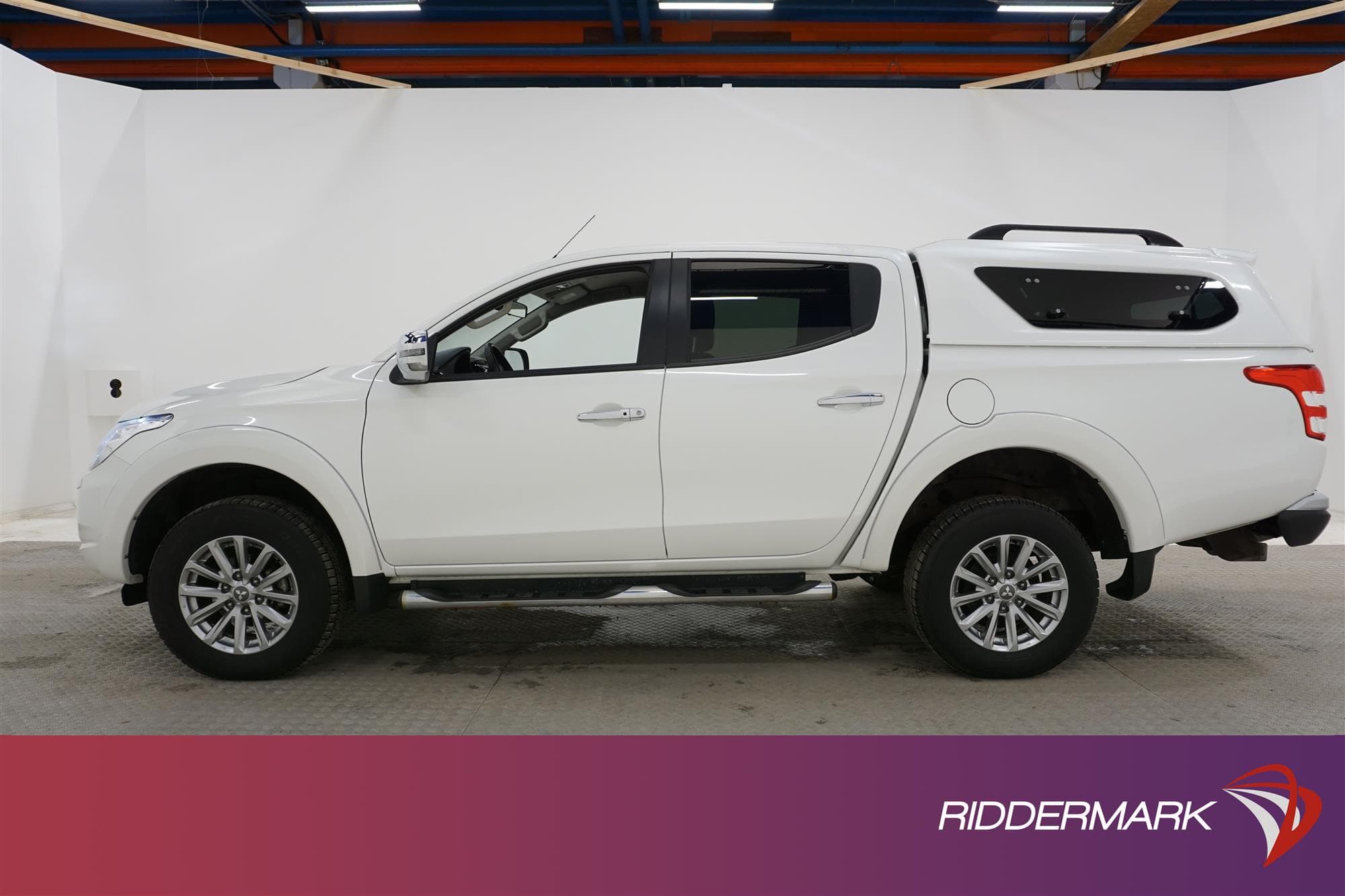 Mitsubishi L200 2.4 Automat 181hk Drag Navi Moms