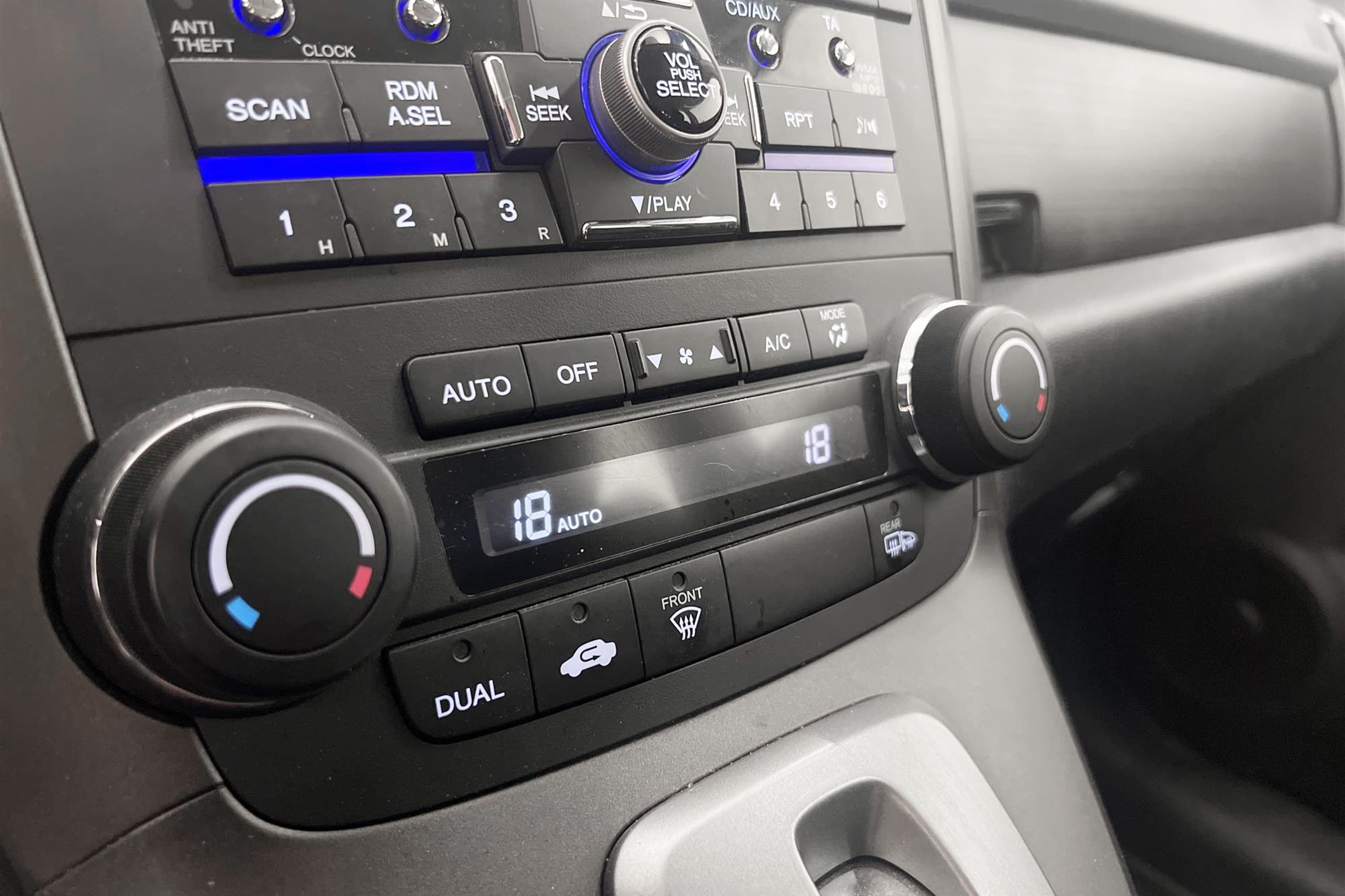 Honda CR-V 2.2 i-DTEC 4WD 150hk Dragkrok PDC Nyservad