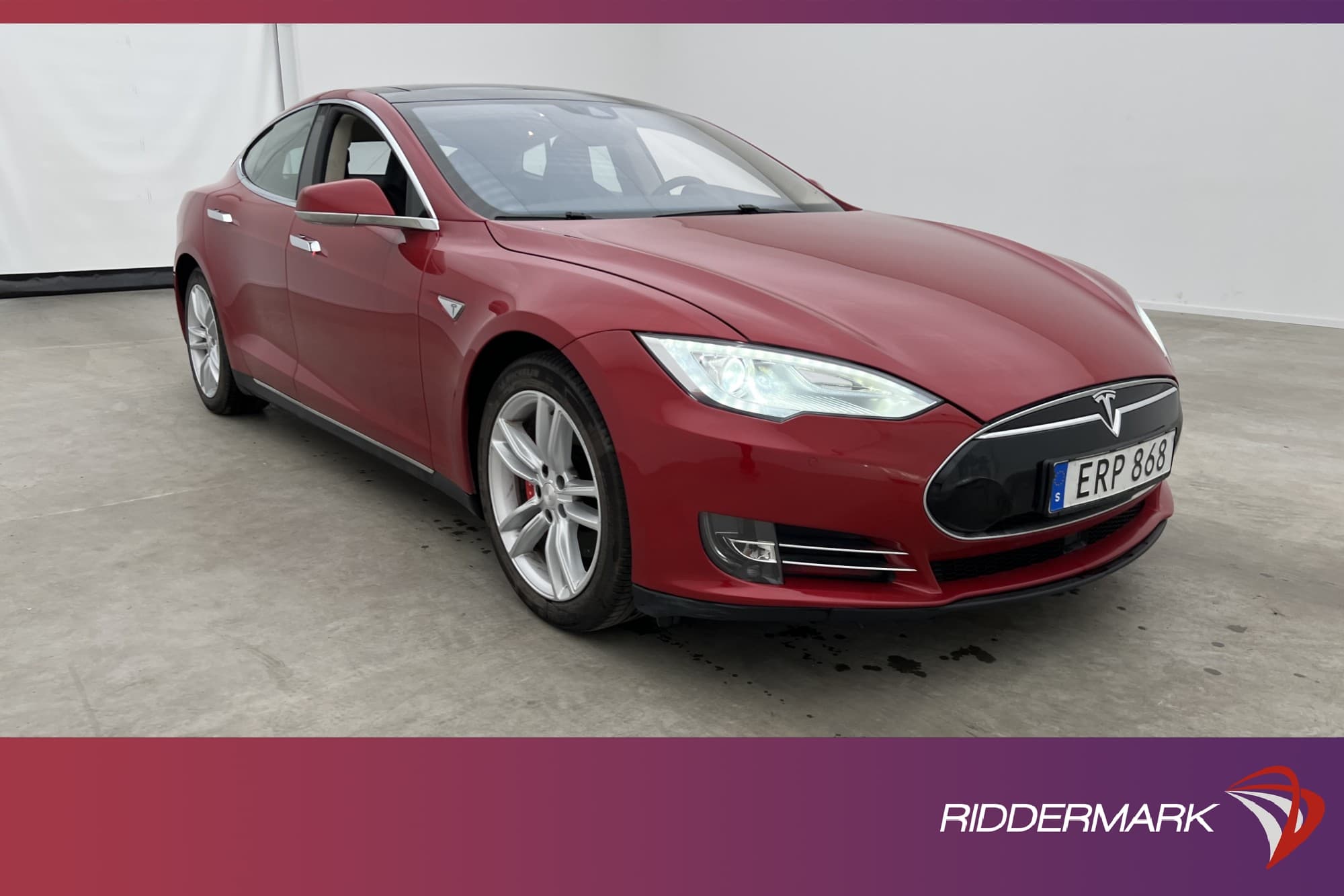 Tesla Model S P85D Luftfjädring Kolfiber CCS Svensksåld