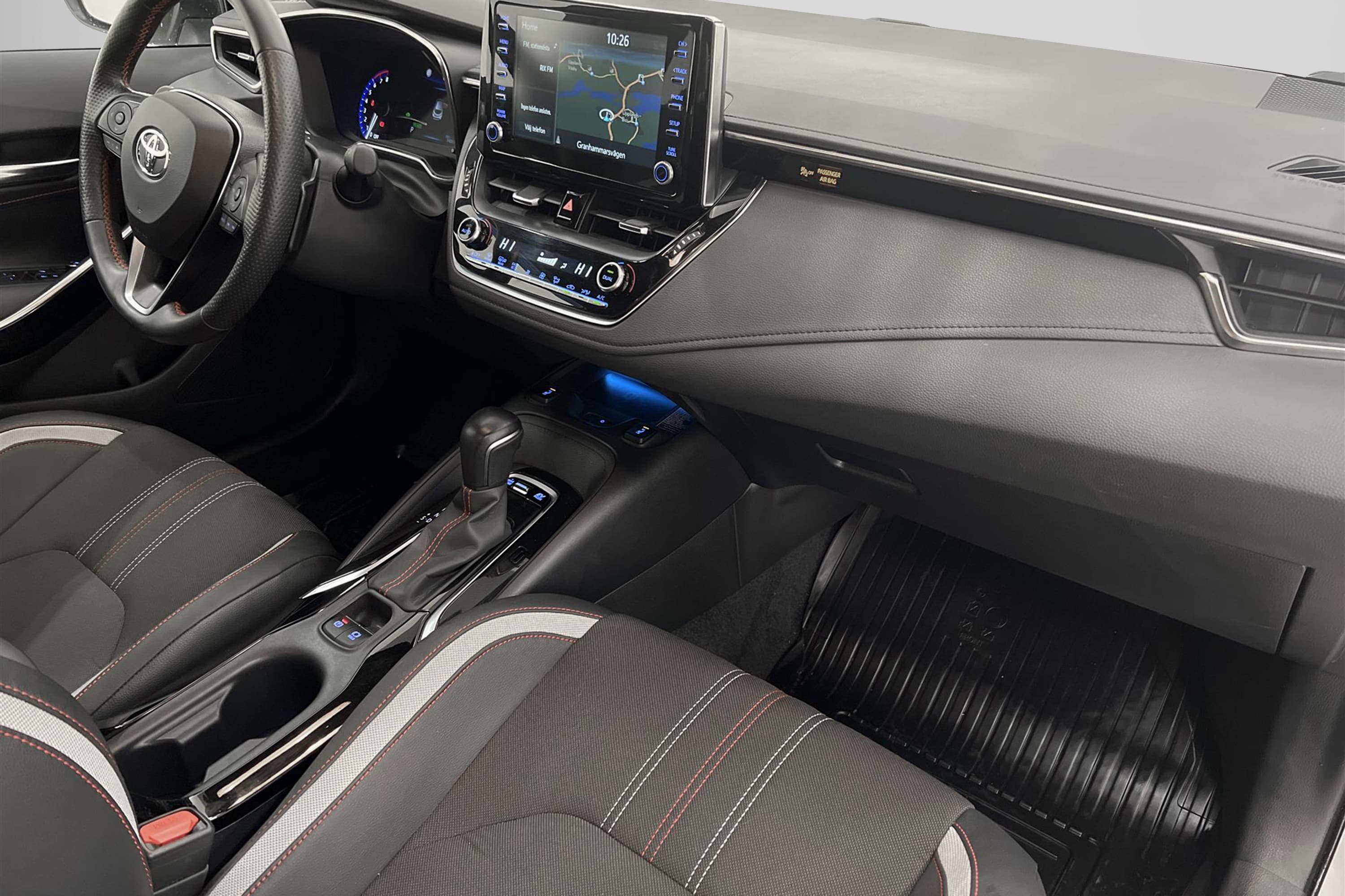 Toyota Corolla Hybrid e-CVT 184hk  GR Sports Navi B-Kam HUD