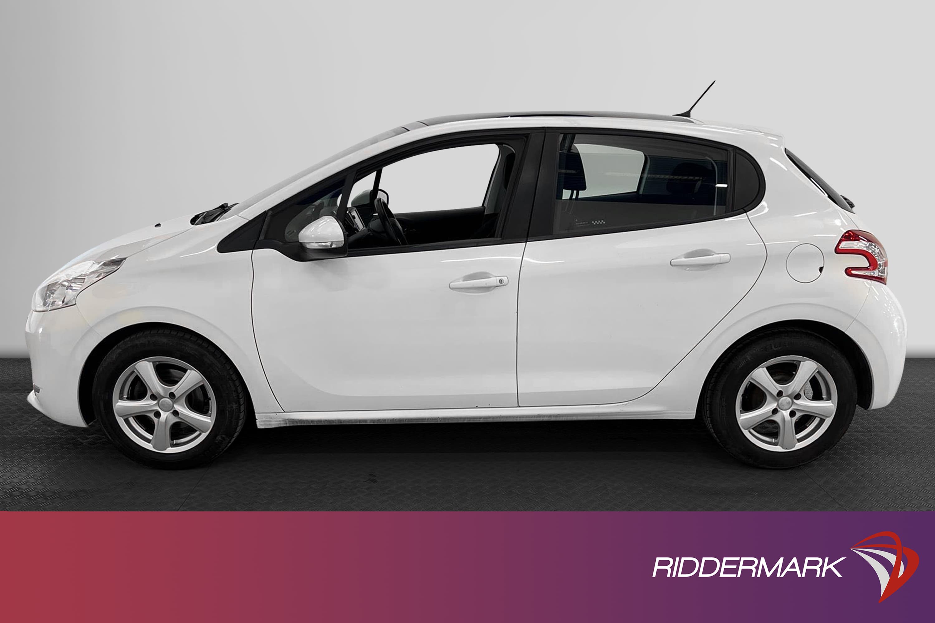 Peugeot  208 1.2 VTi 82hk