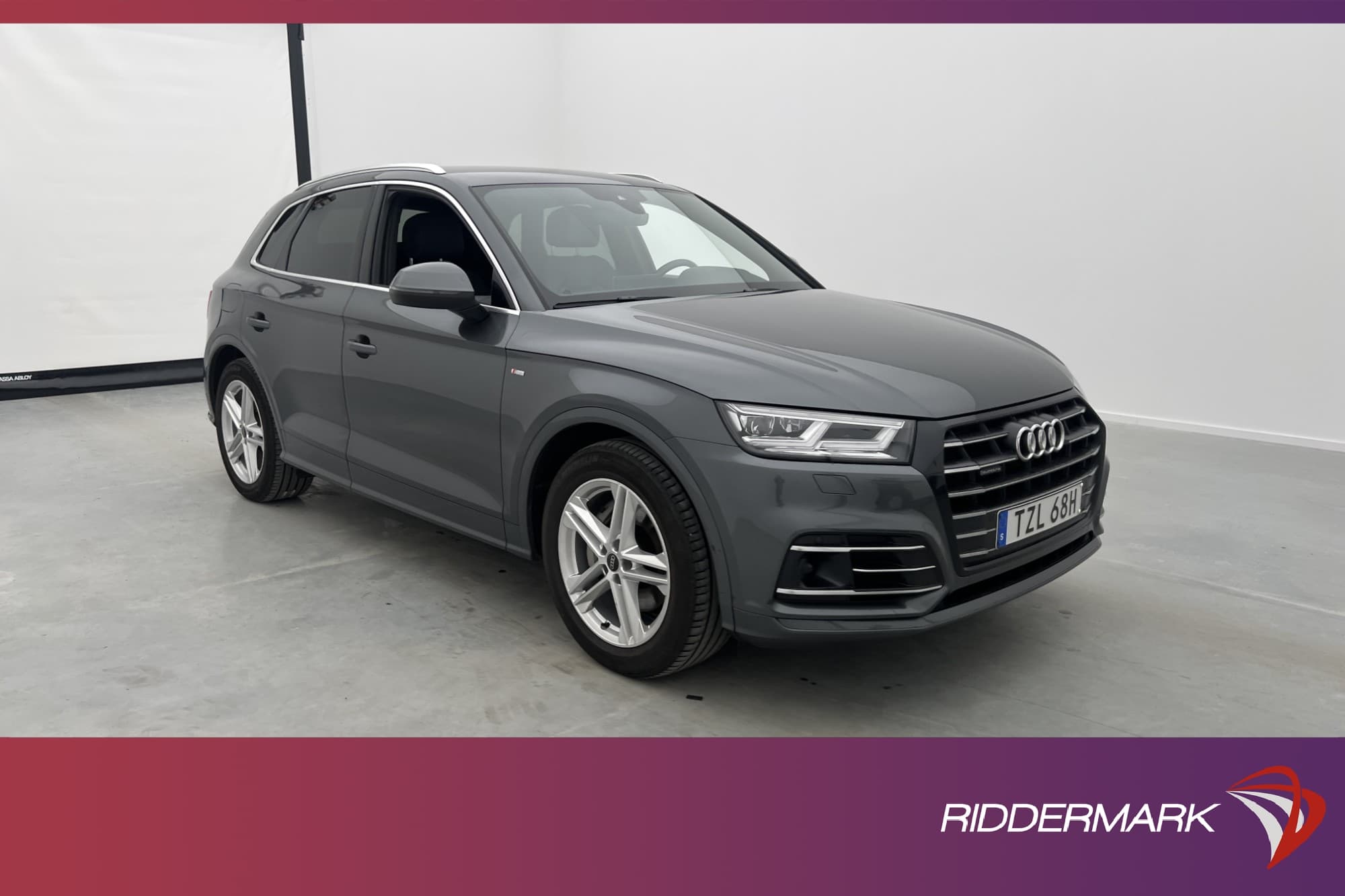 Audi Q5 55 TFSI e Quattro 367hk