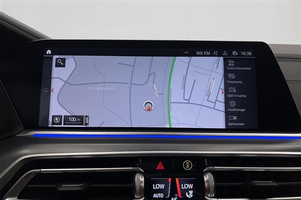 BMW X5 xDrive30d 286hk MHEV Innovation 360 Harman Pano interiör