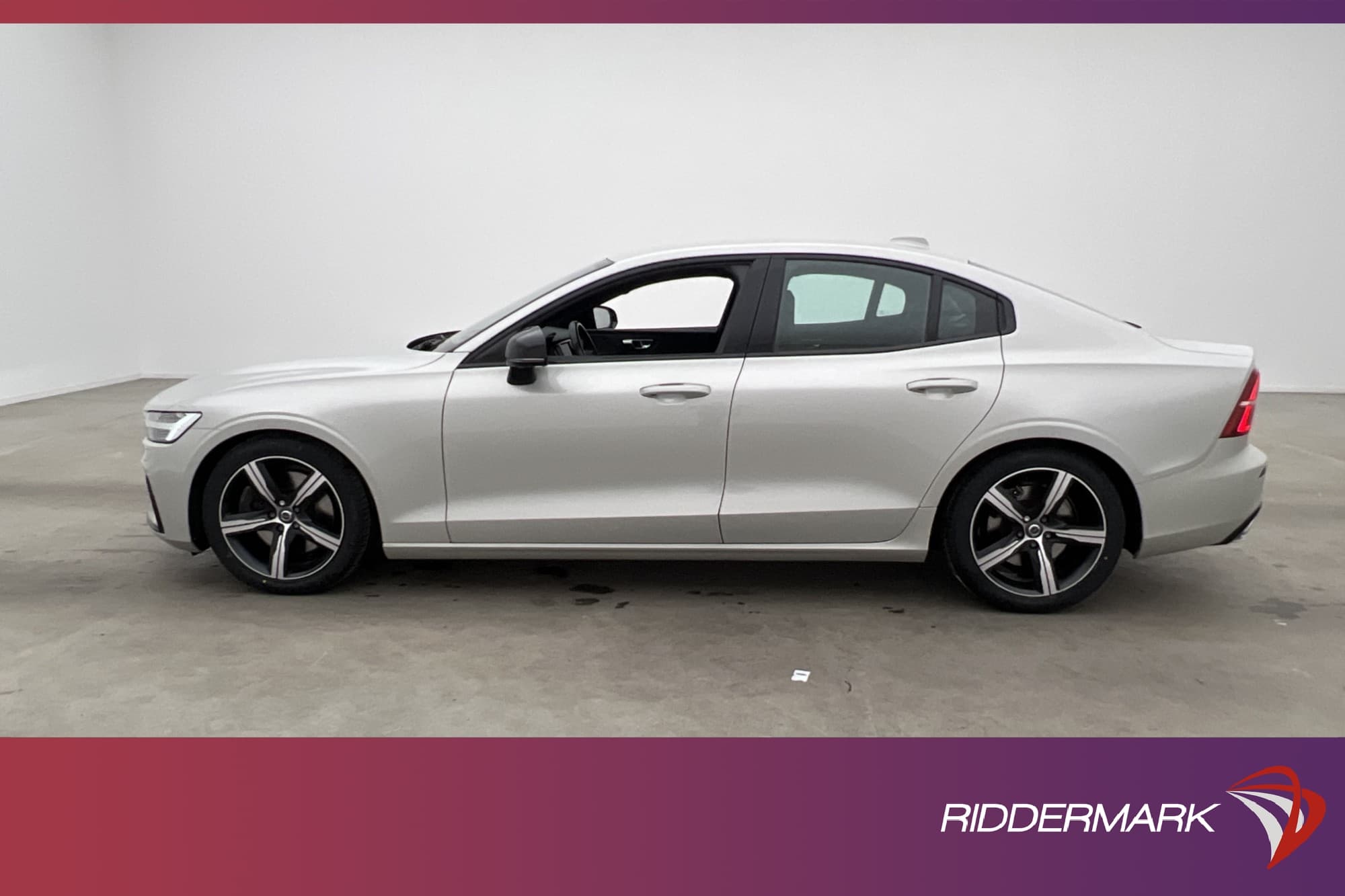 Volvo S60 T5 AWD 250hk R-Design H/K VOC HUD 360° Skinn Drag