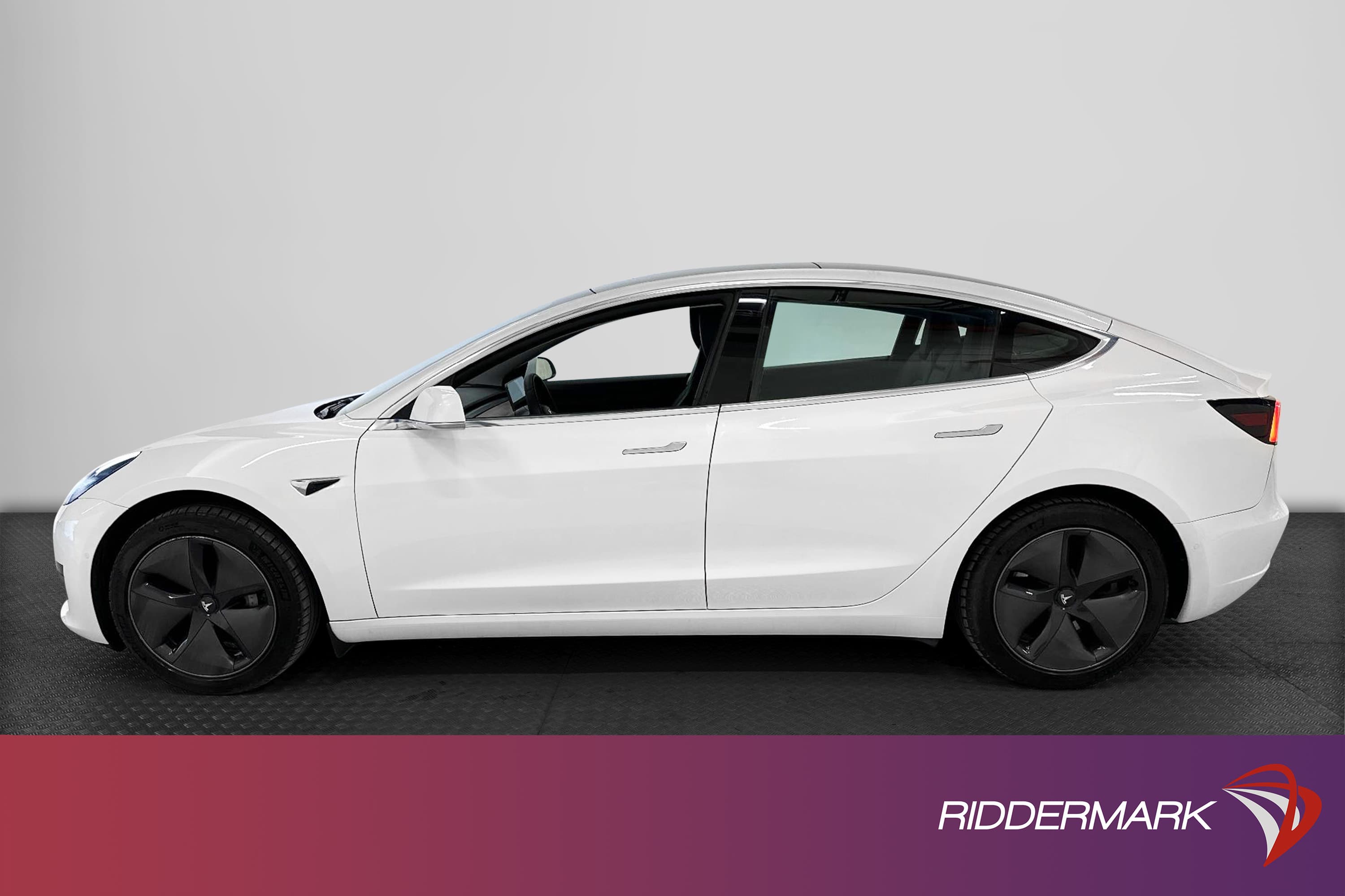 Tesla Model 3 Standard Range Plus 258hk