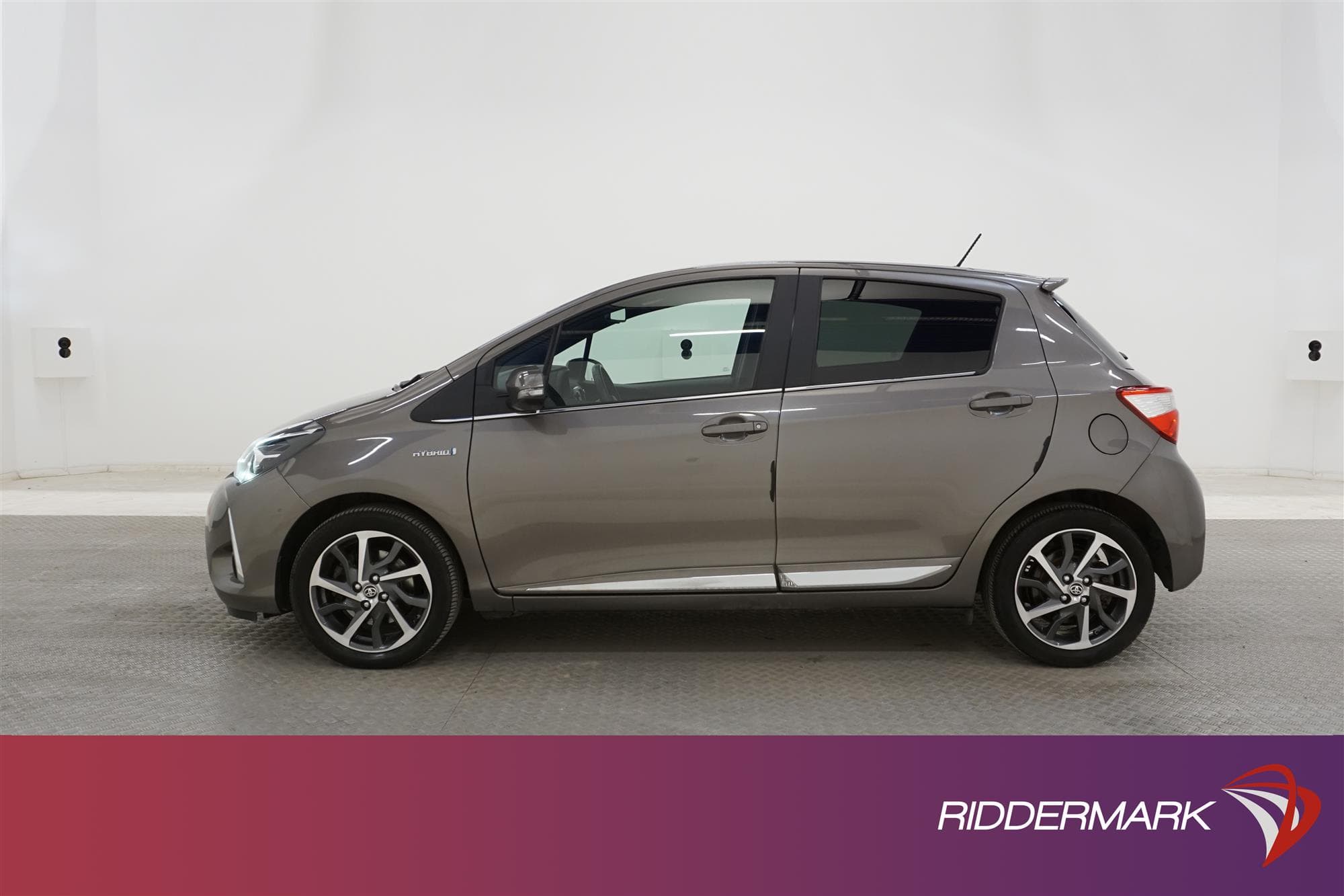 Toyota Yaris Hybrid e-CVT 101hk