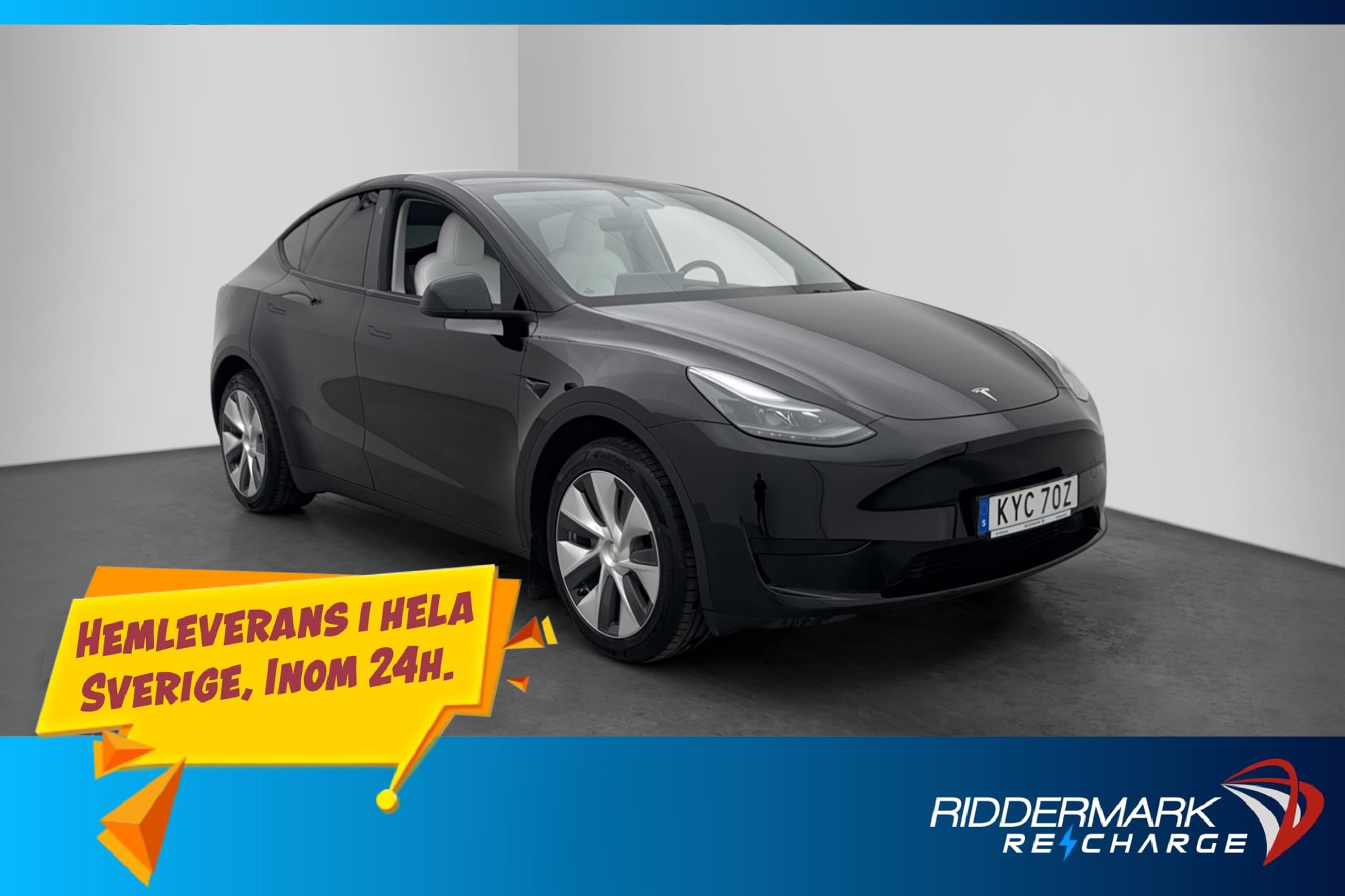Tesla Model Y Standard Range Ljus Interiör Dragkrok AP MOMS