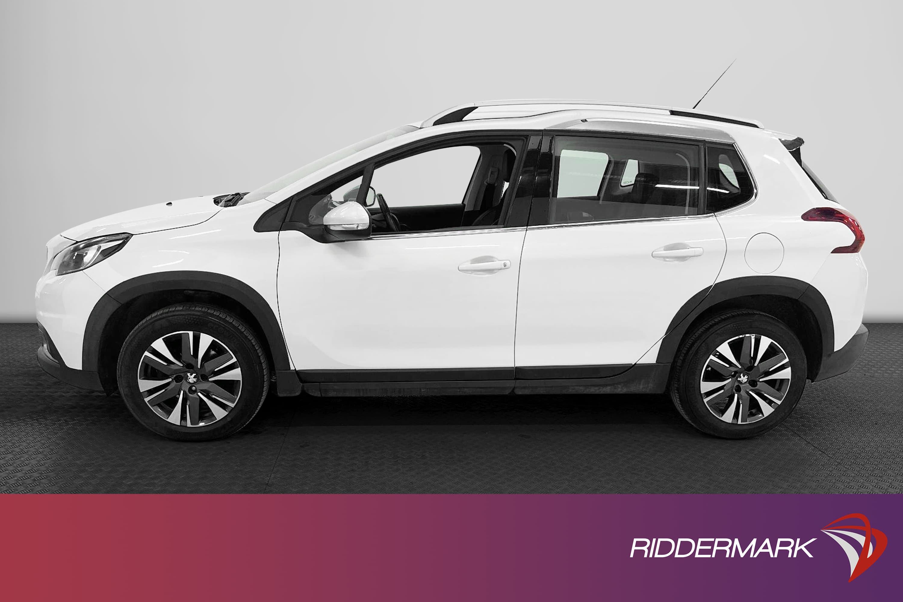 Peugeot 2008 1.2 e-THp 110hk