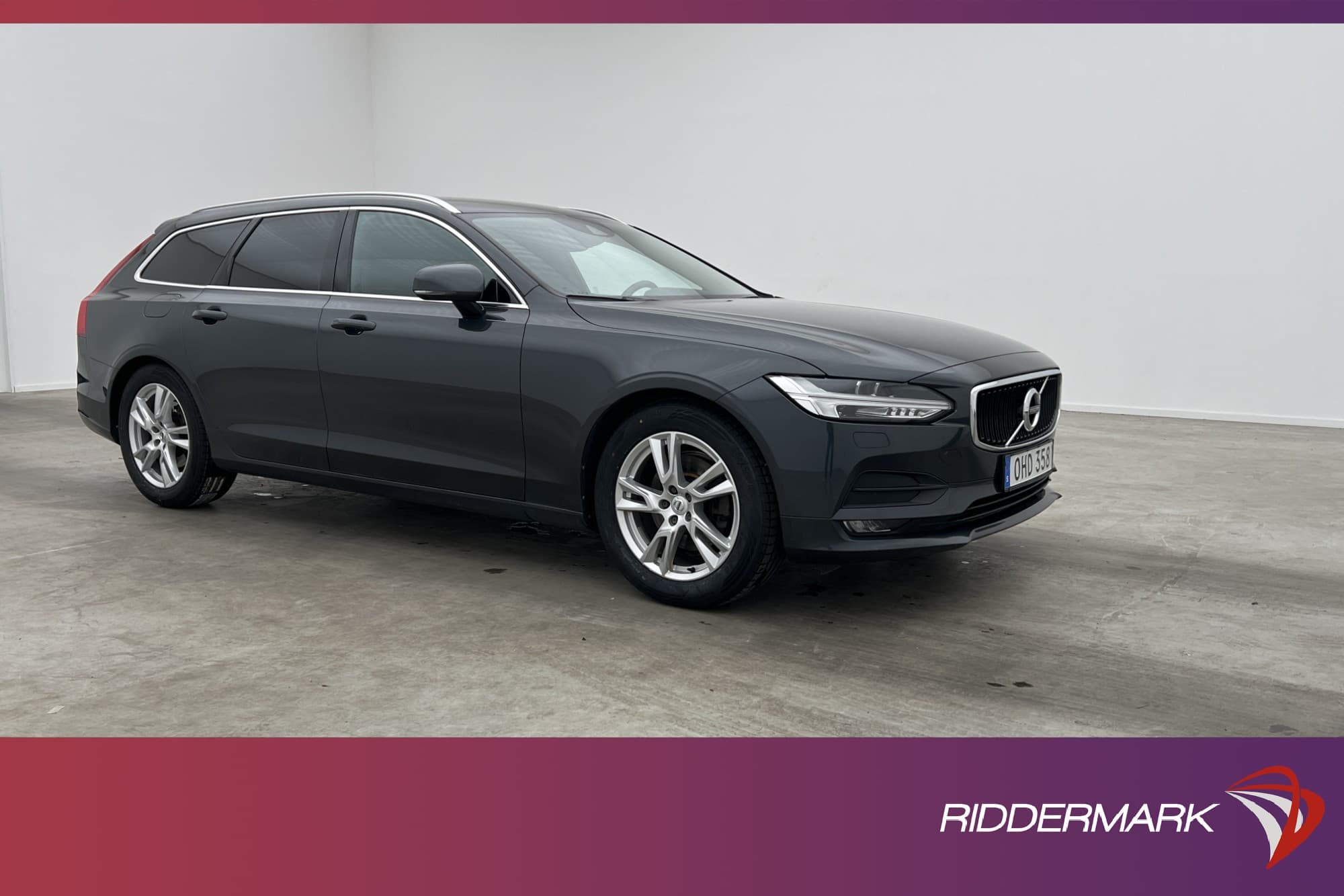 Volvo V90 D5 AWD