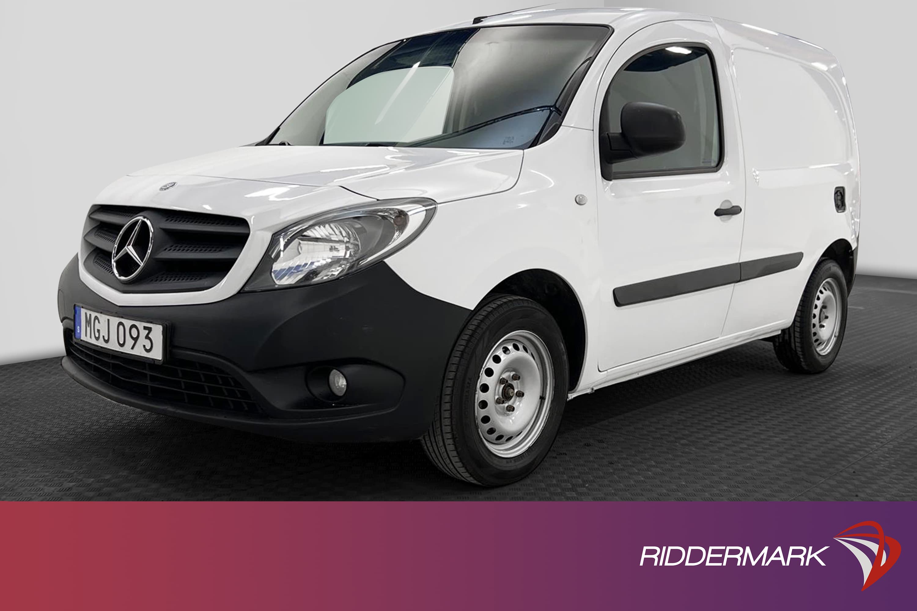 Mercedes-Benz Citan 109CDI 90hk Dragkrok PDC