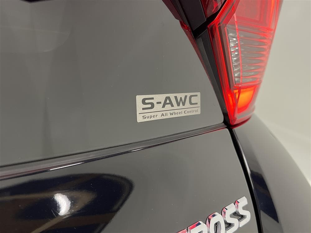 Mitsubishi Eclipse Cross 1.5 4WD 163hk HUD Pano 360° Värmare