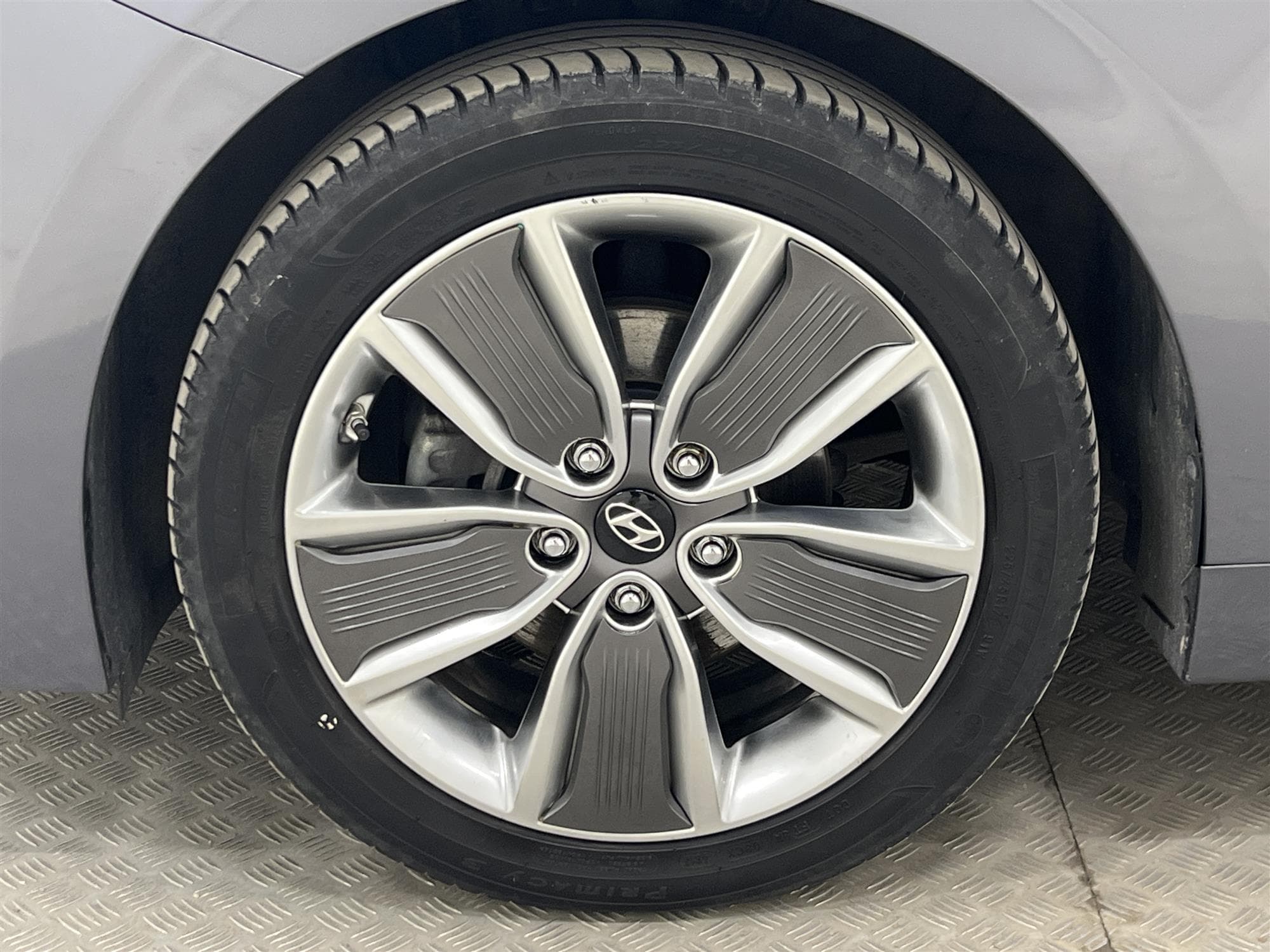 Hyundai Ioniq 1.6 141hk Navi B-Kamera  360kr Skatt 0,39L/mil