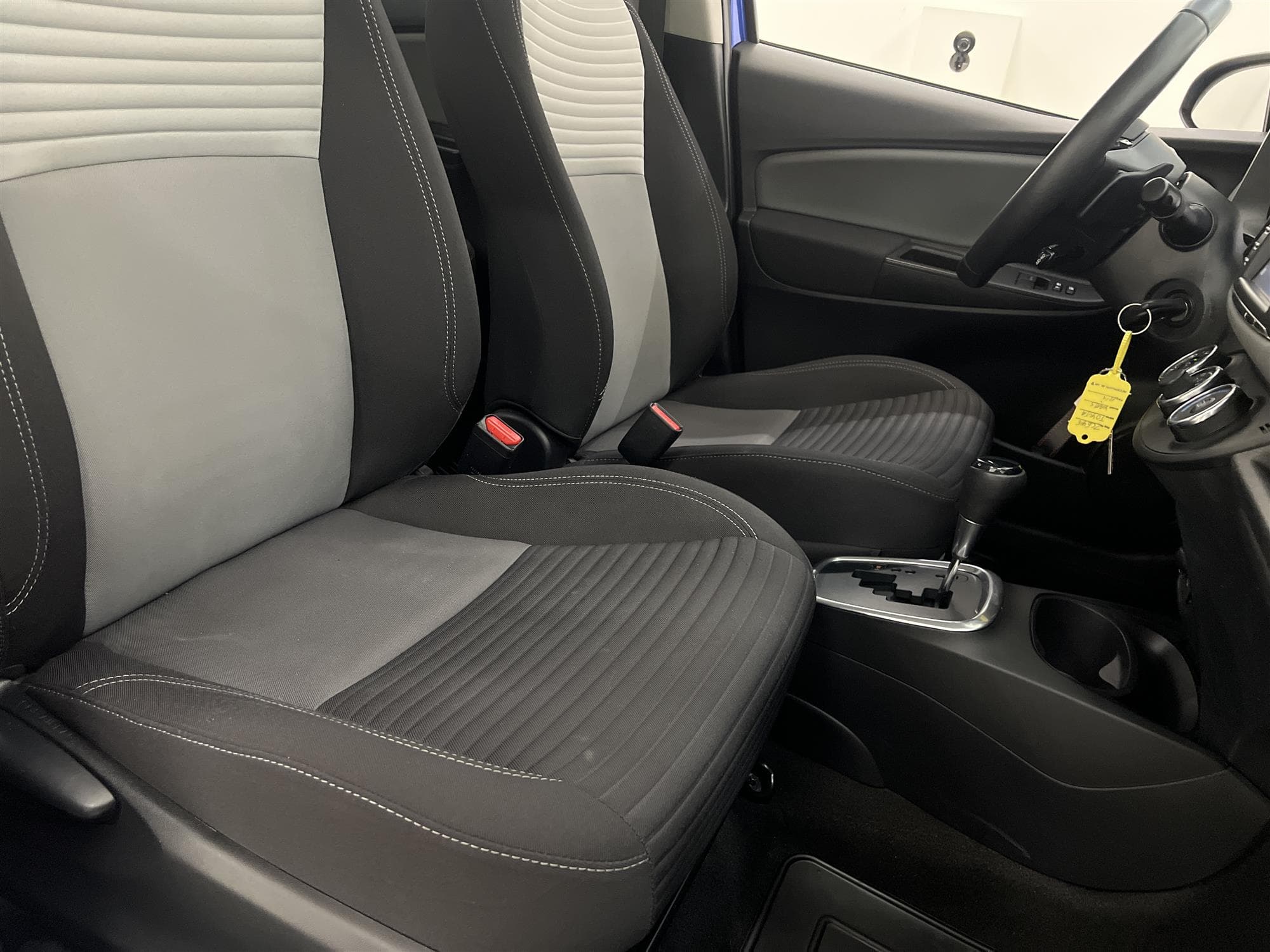 Toyota  Yaris 1.5 111hk B-Kam Låg Skatt 0,47L/mil