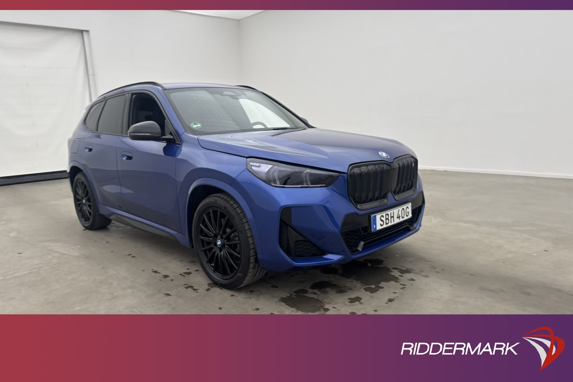 BMW iX1 xDrive30 M Sport H/K Kamera Navi CarPlay MOMS
